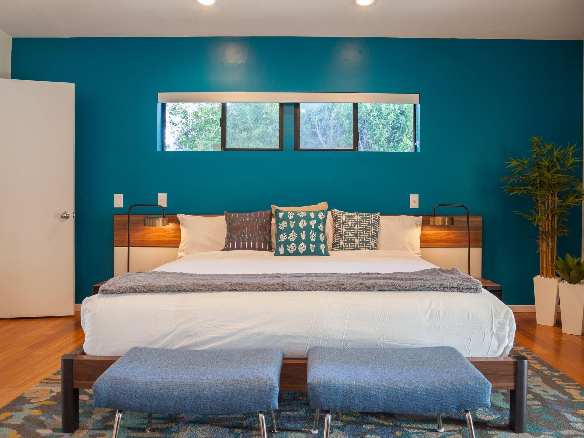 Wake up in the stylish bedroom