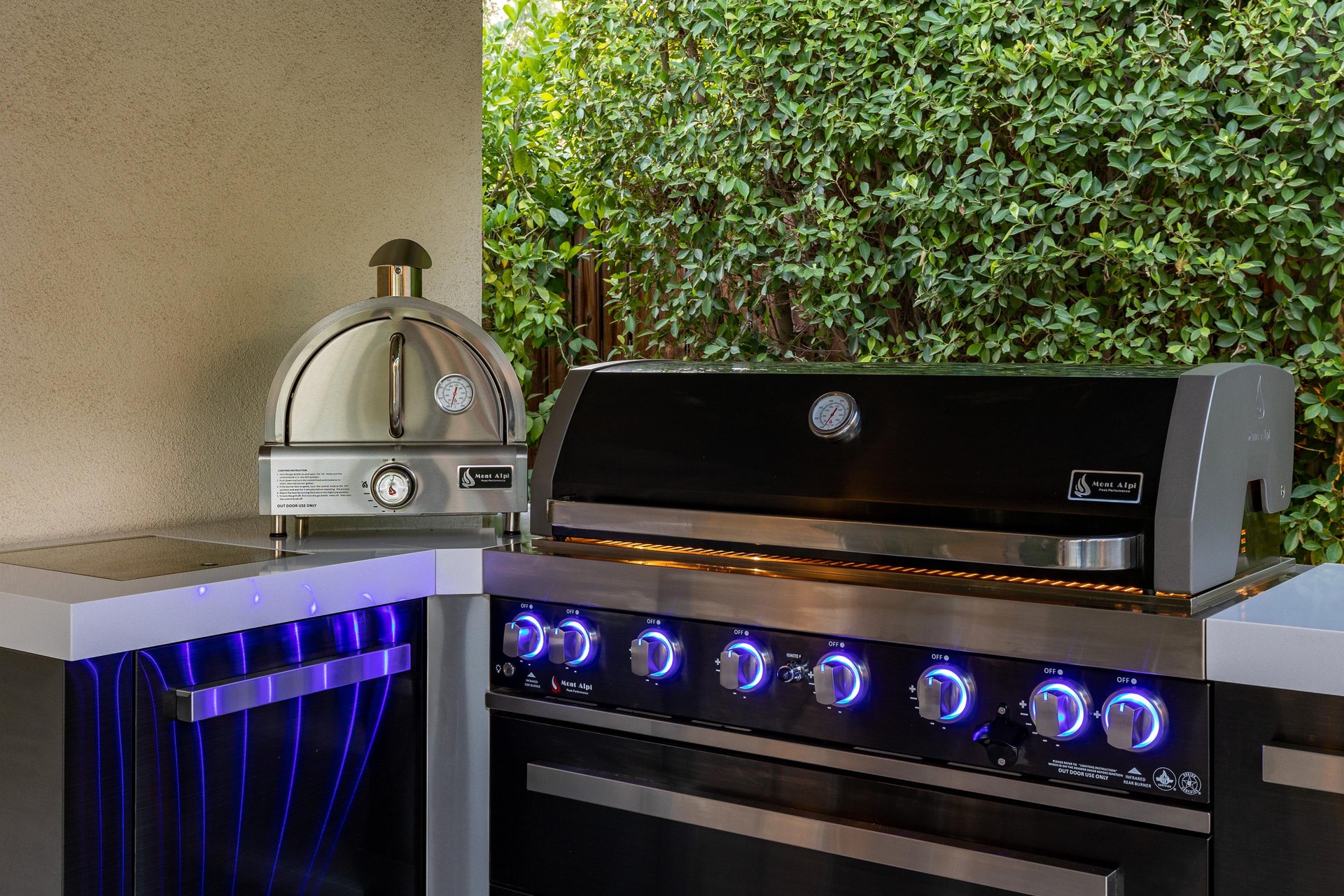 Pizza oven next to the grill