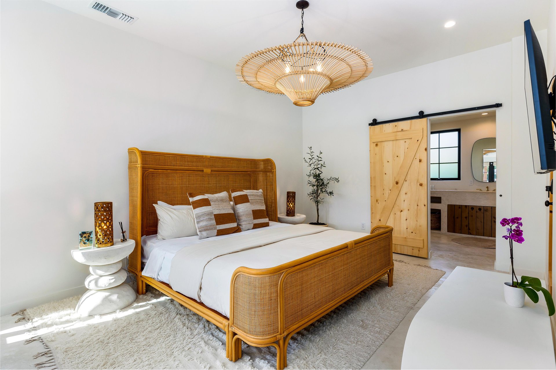 Fabulous guest bedroom