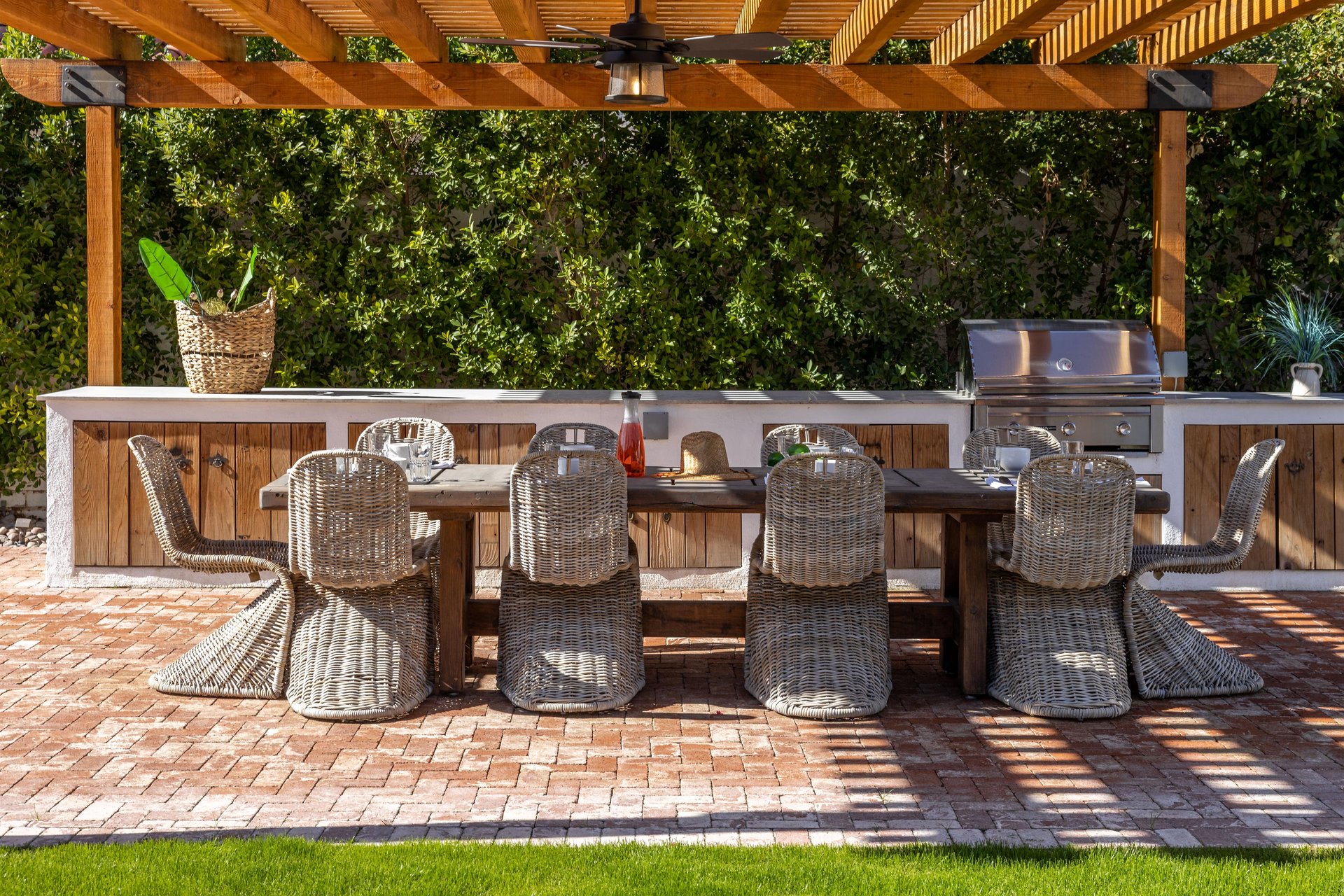 Al Fresco Dining for 10