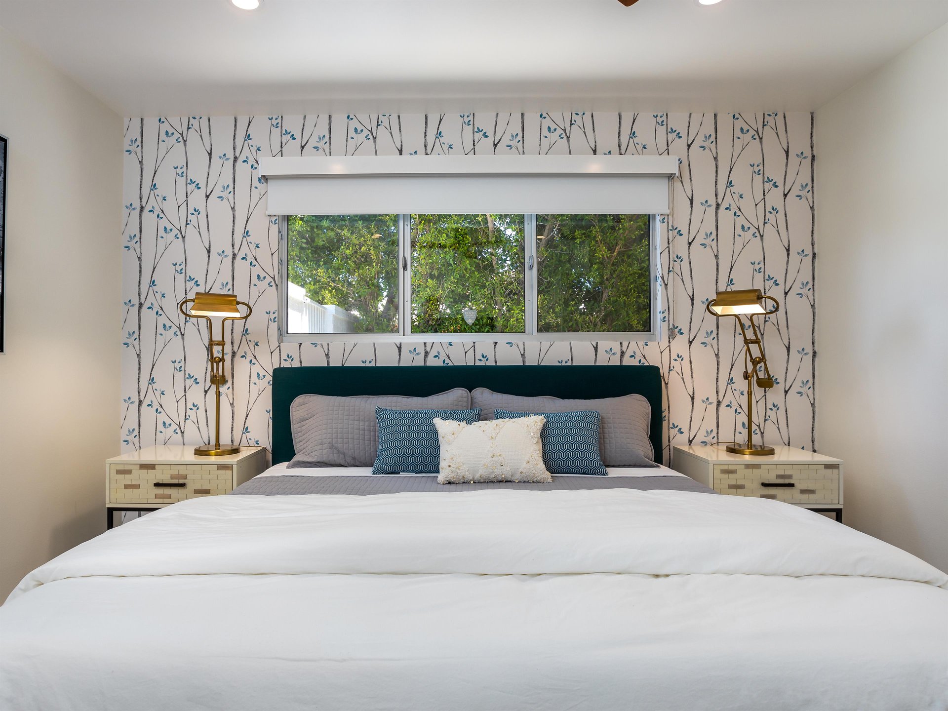 King Guest Room at The Fab Four