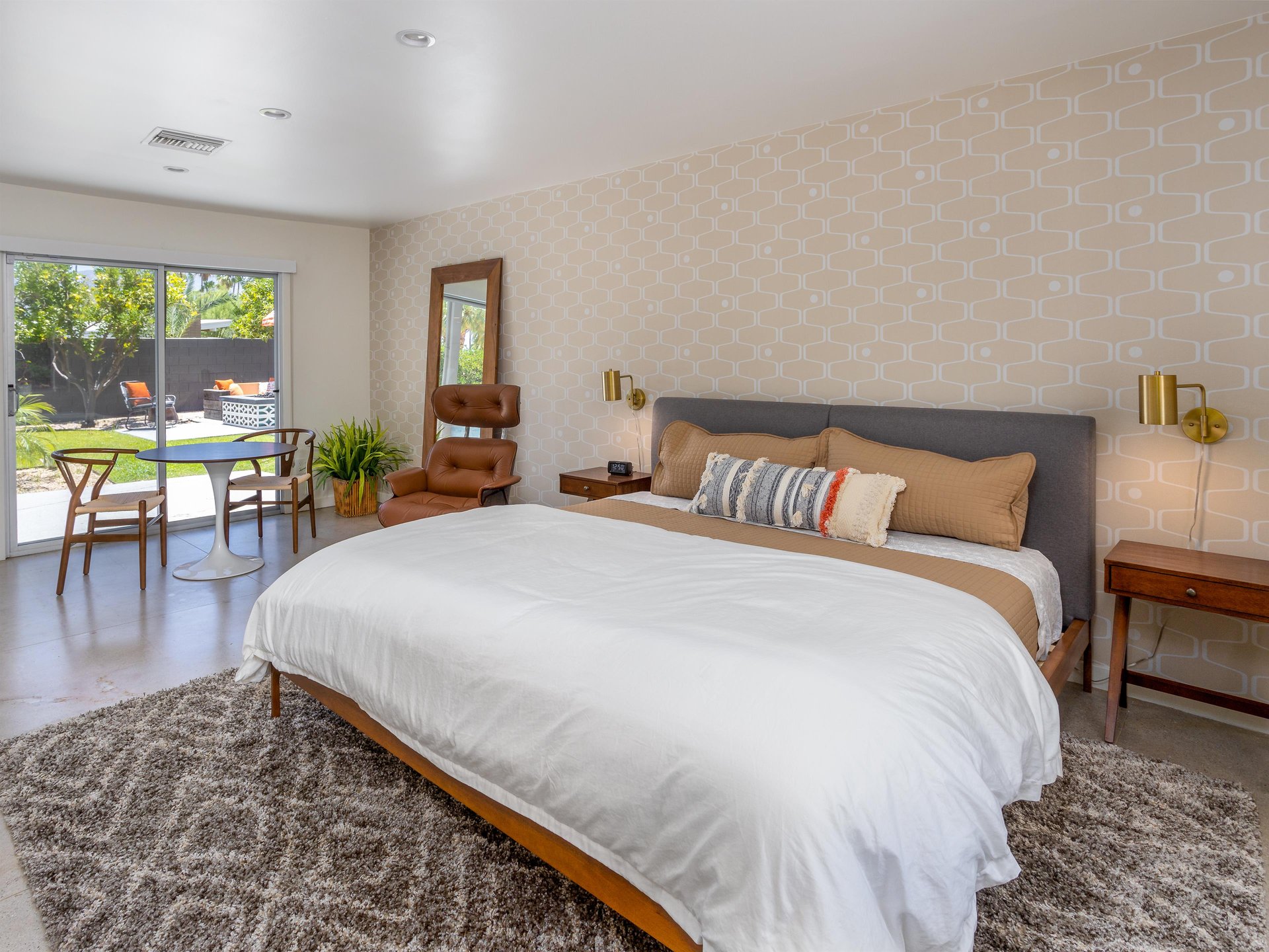 King Master w Direct Pool access