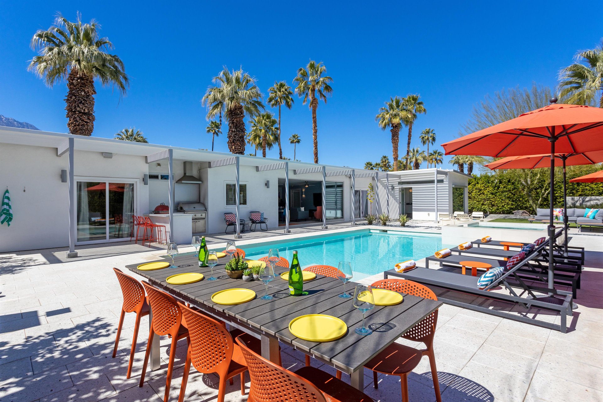 Al Fresco Dining for Eight