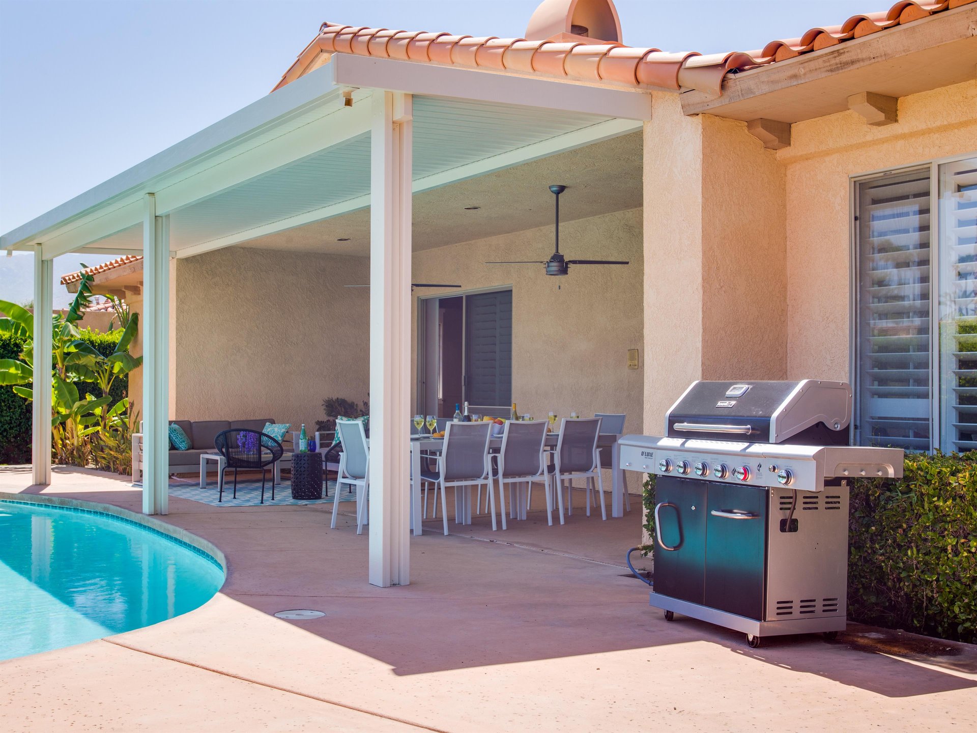 Cook a delicious meal and dine alfresco