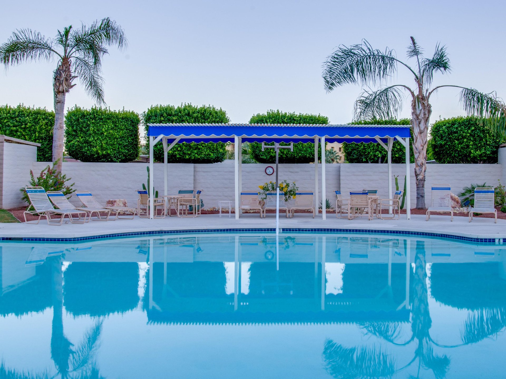 Lots of Poolside Seating