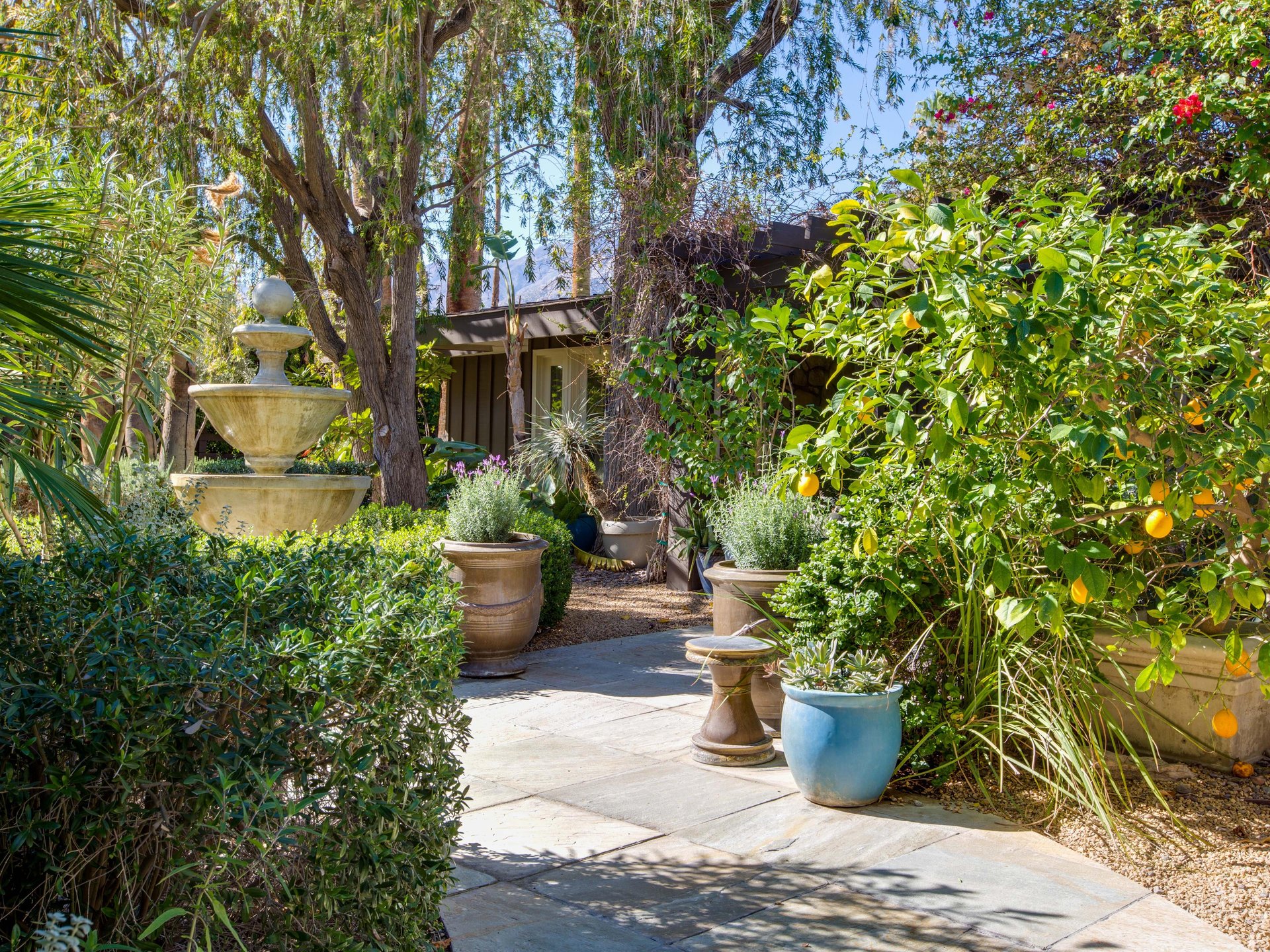 Lush gardens and beautiful fountains