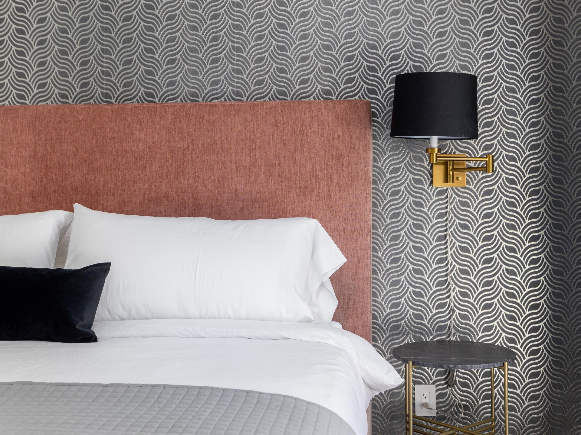 Get a good nights sleep thanks to luxury bed