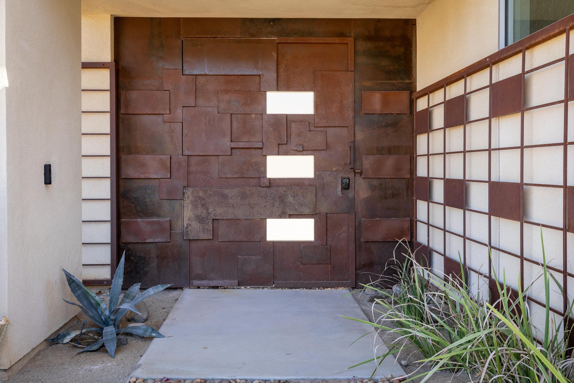 Welcome to Play and Stay Sanctuary