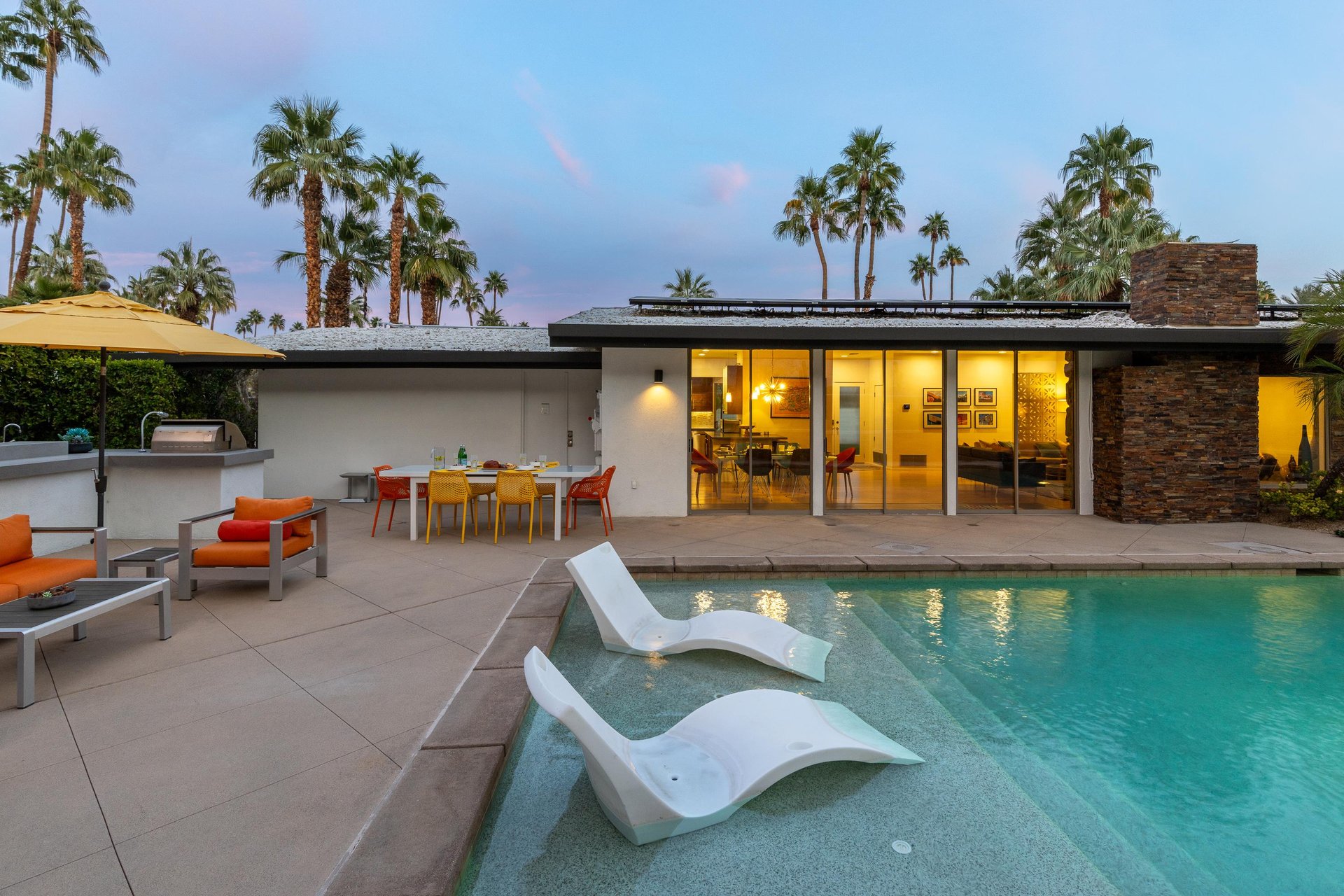 The indoor, outdoor living of Palm Springs