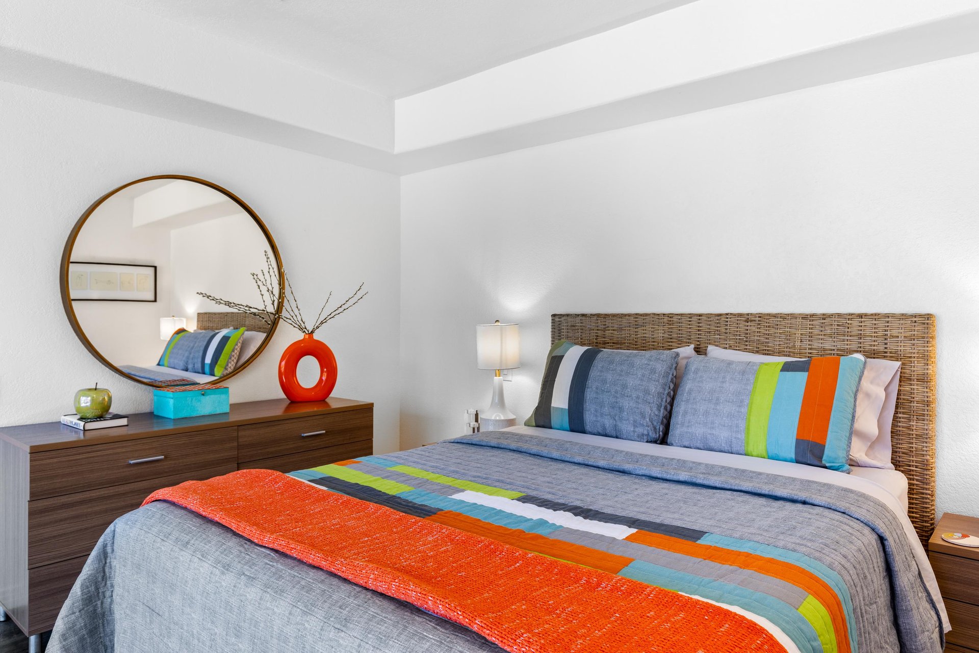 Guest bedroom