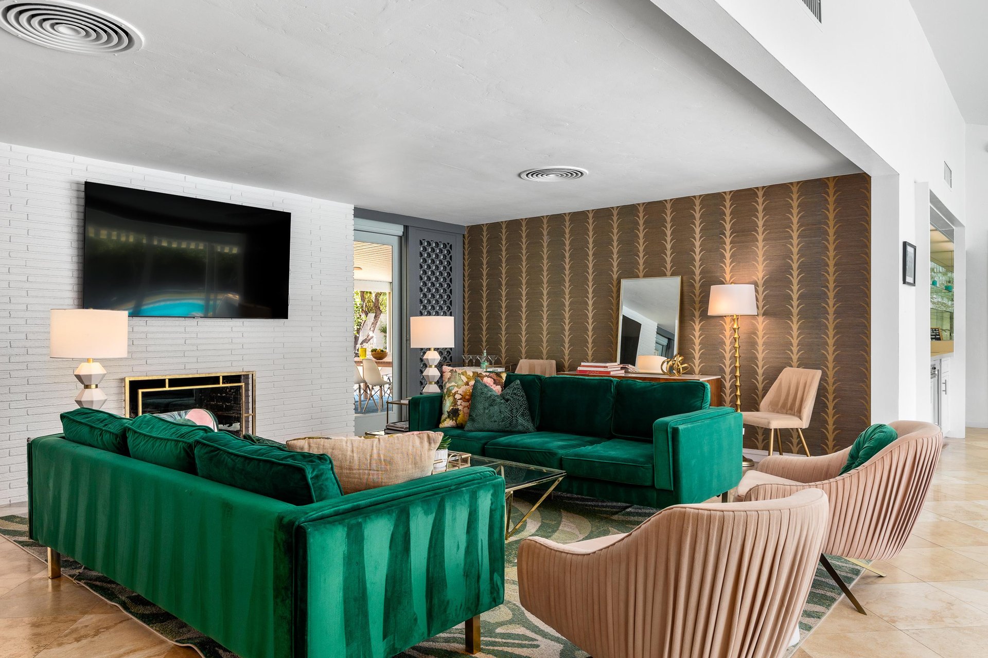 Luxurious desert escape