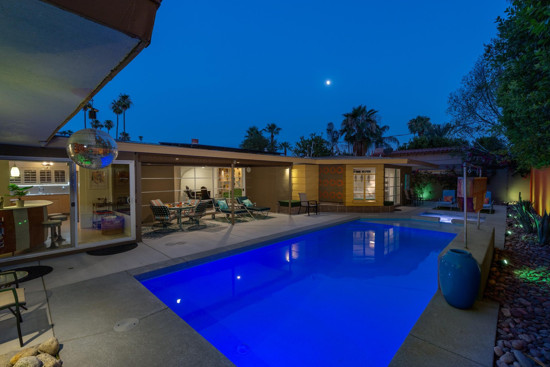 Beautiful private yard