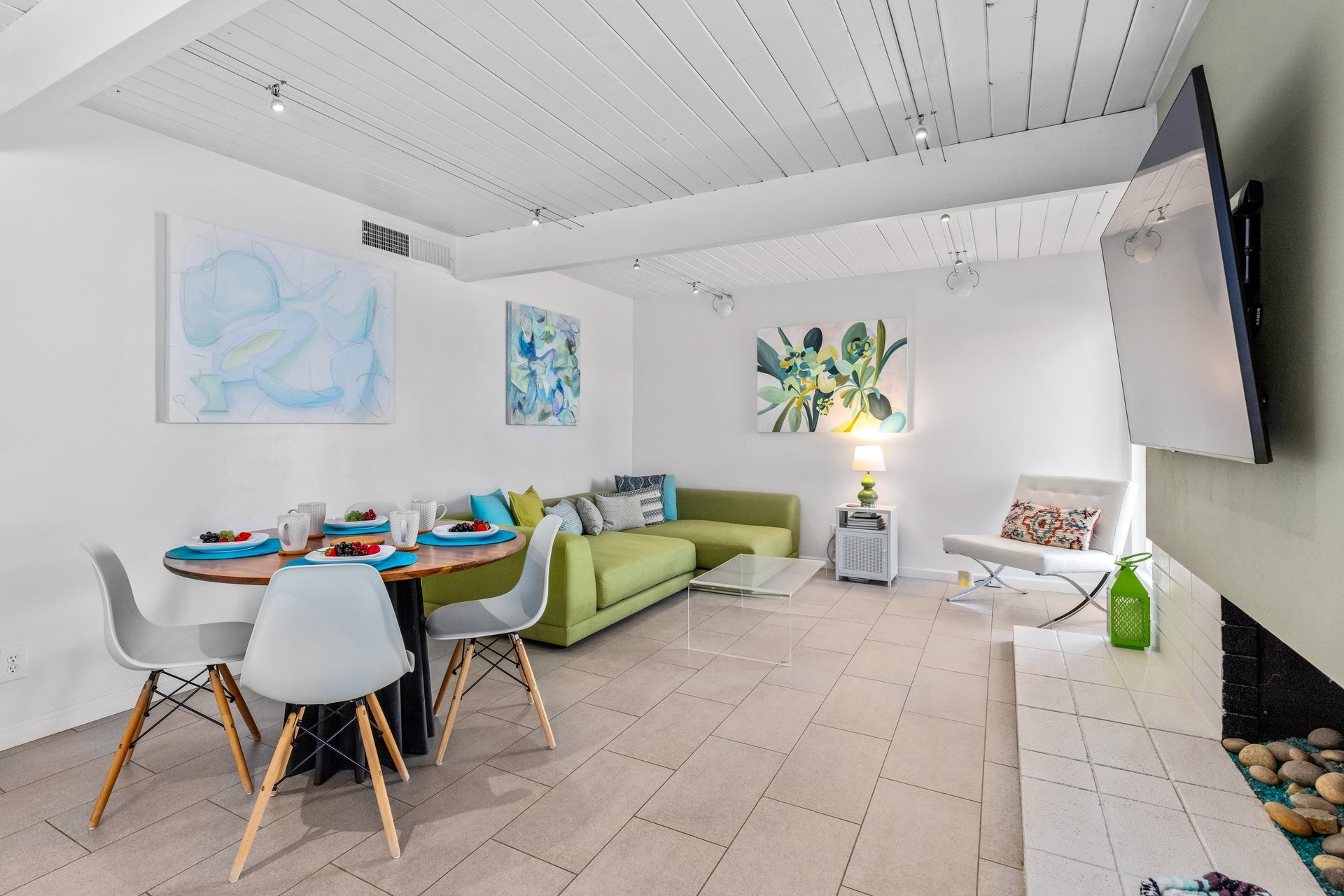 Open area kitchen, dining, and living room