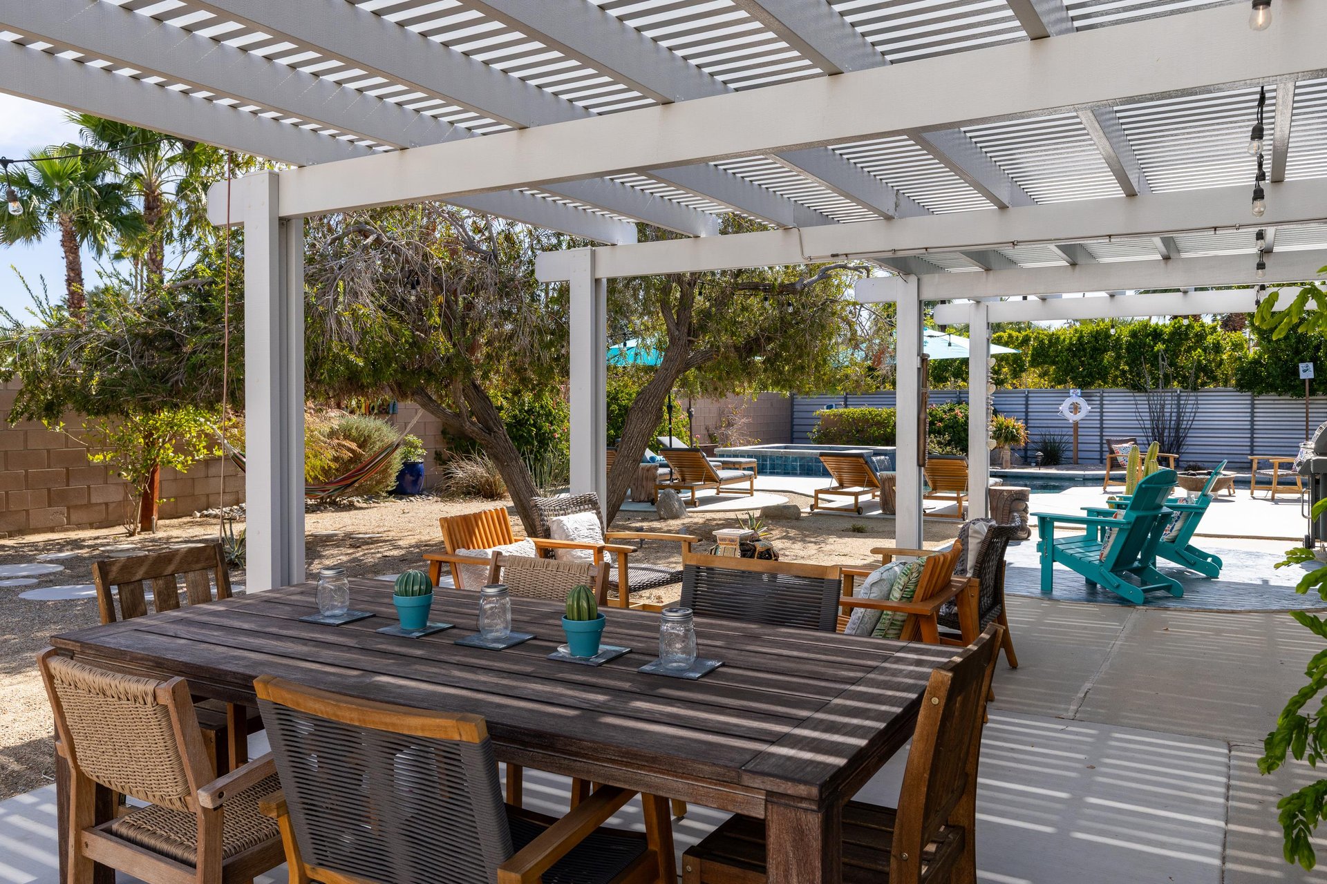 Covered al fresco dining