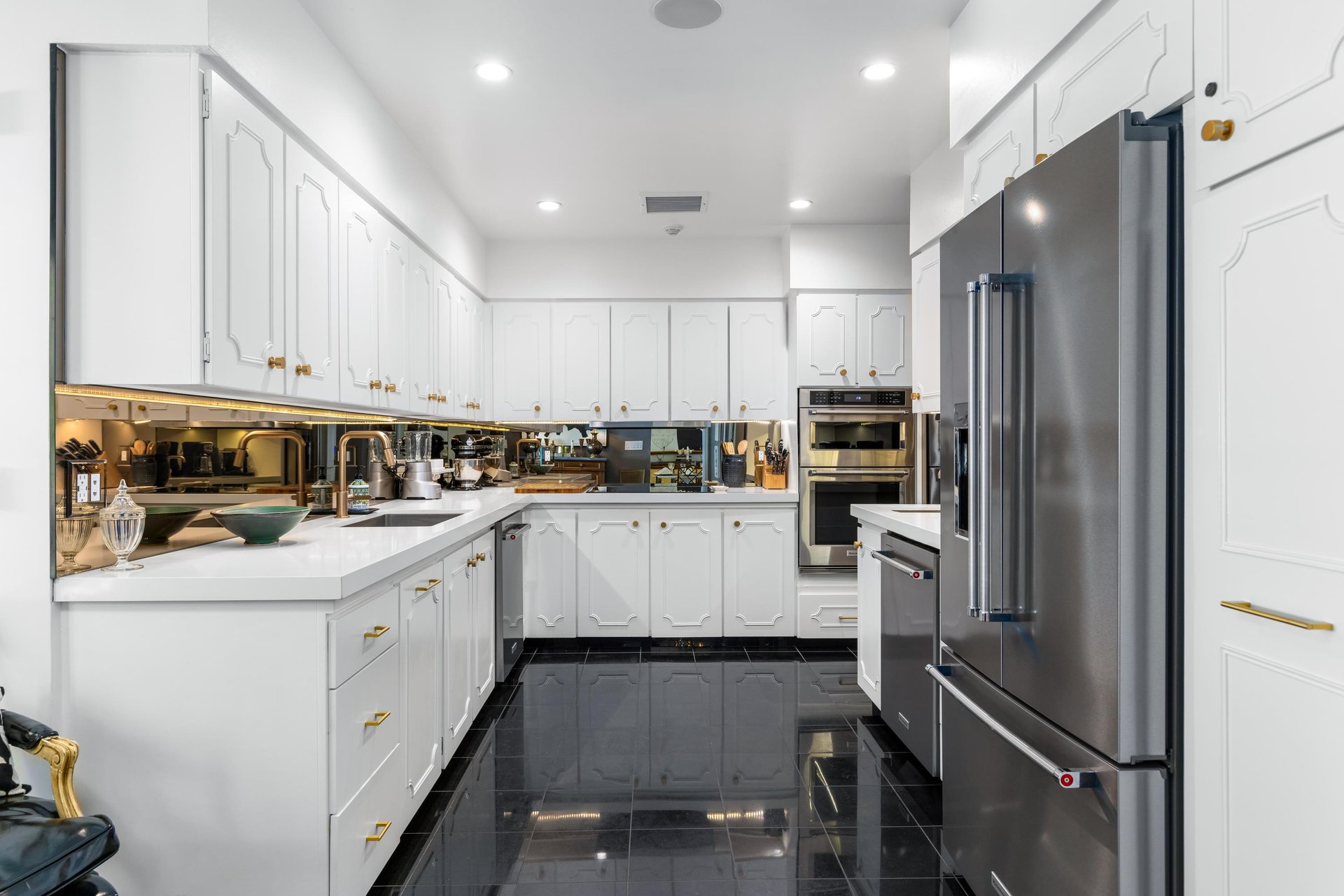 Modern chefs appliances with two dishwashers