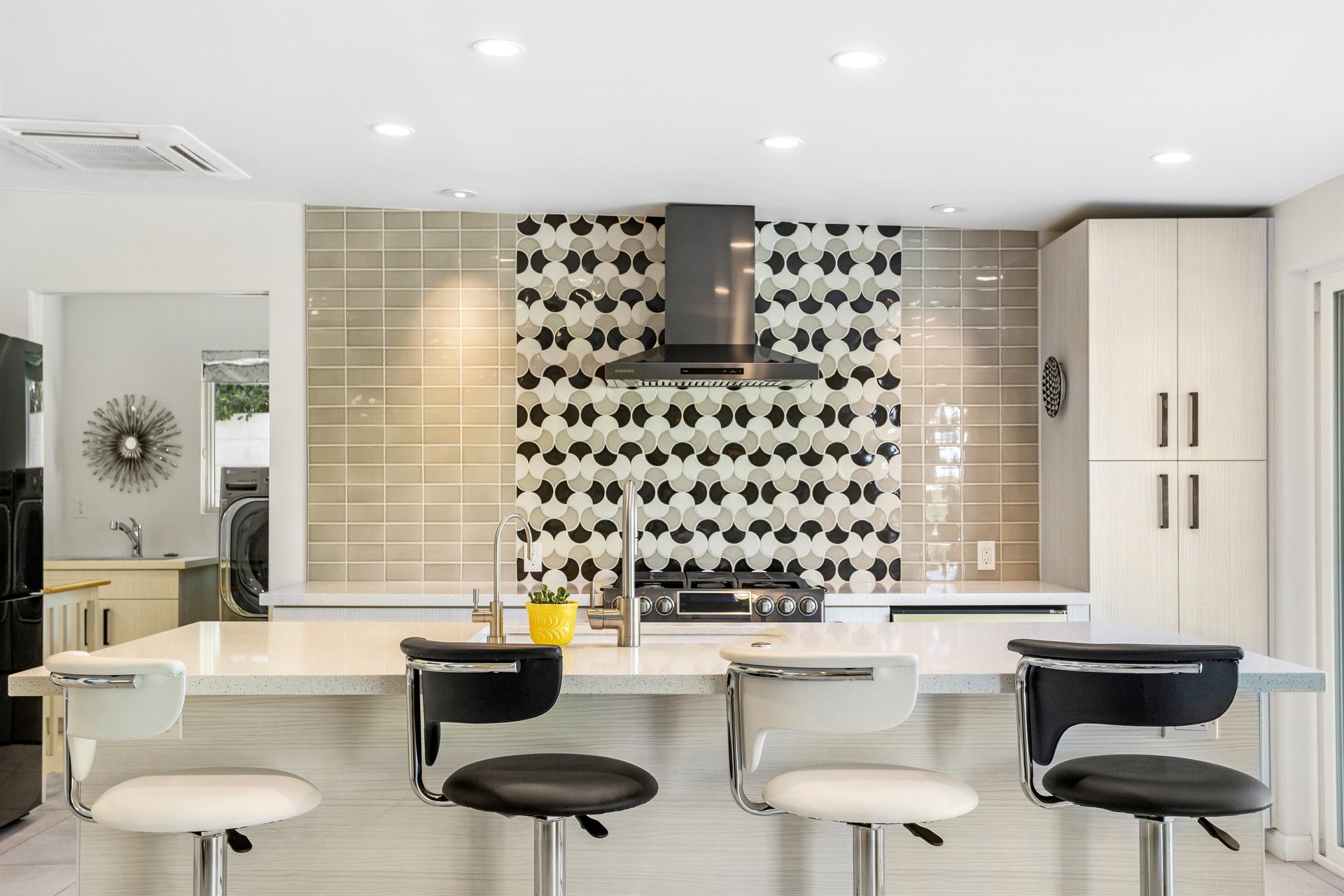 Enjoy your morning at the breakfast bar