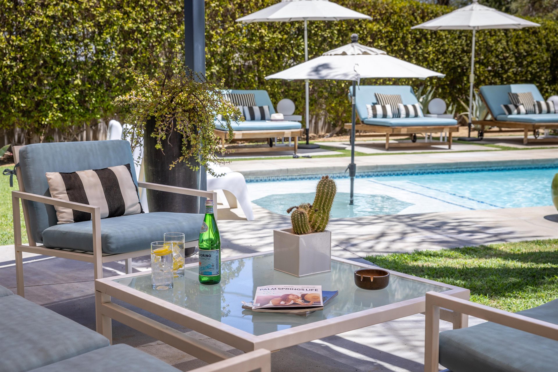 Covered al fresco dining