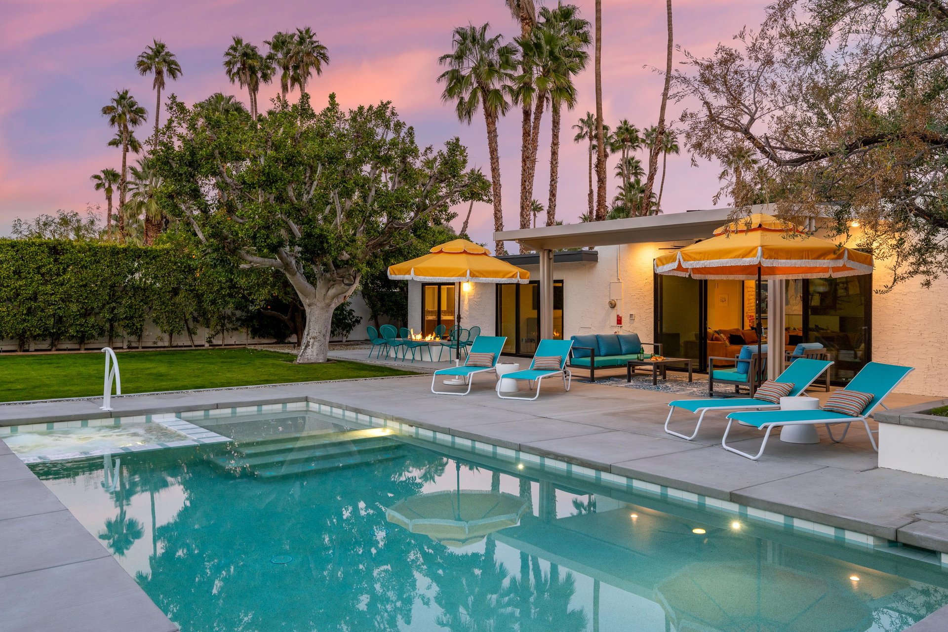 Its about time for another gorgeous sunset