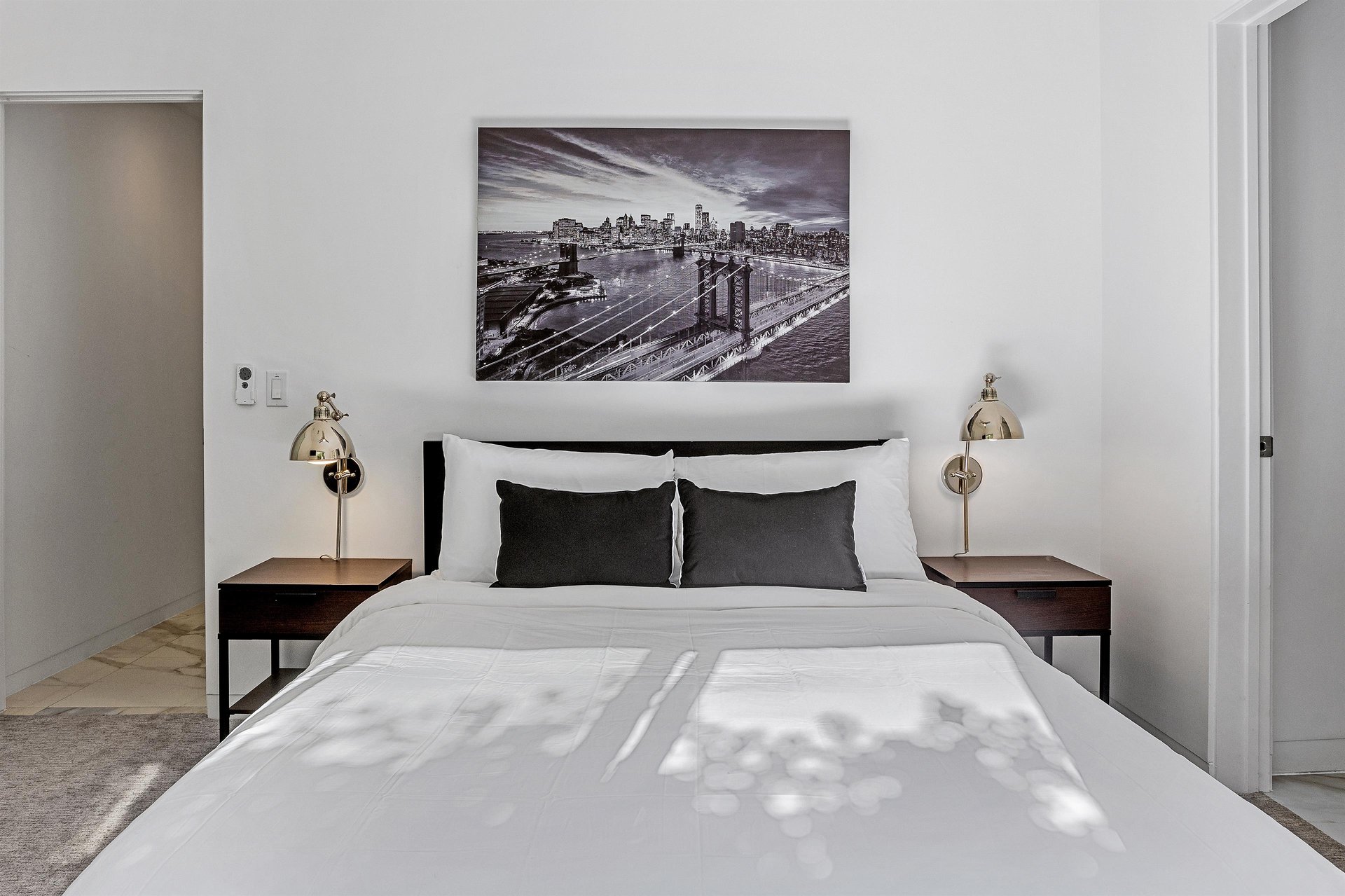 Comfortable hotelquality mattresses