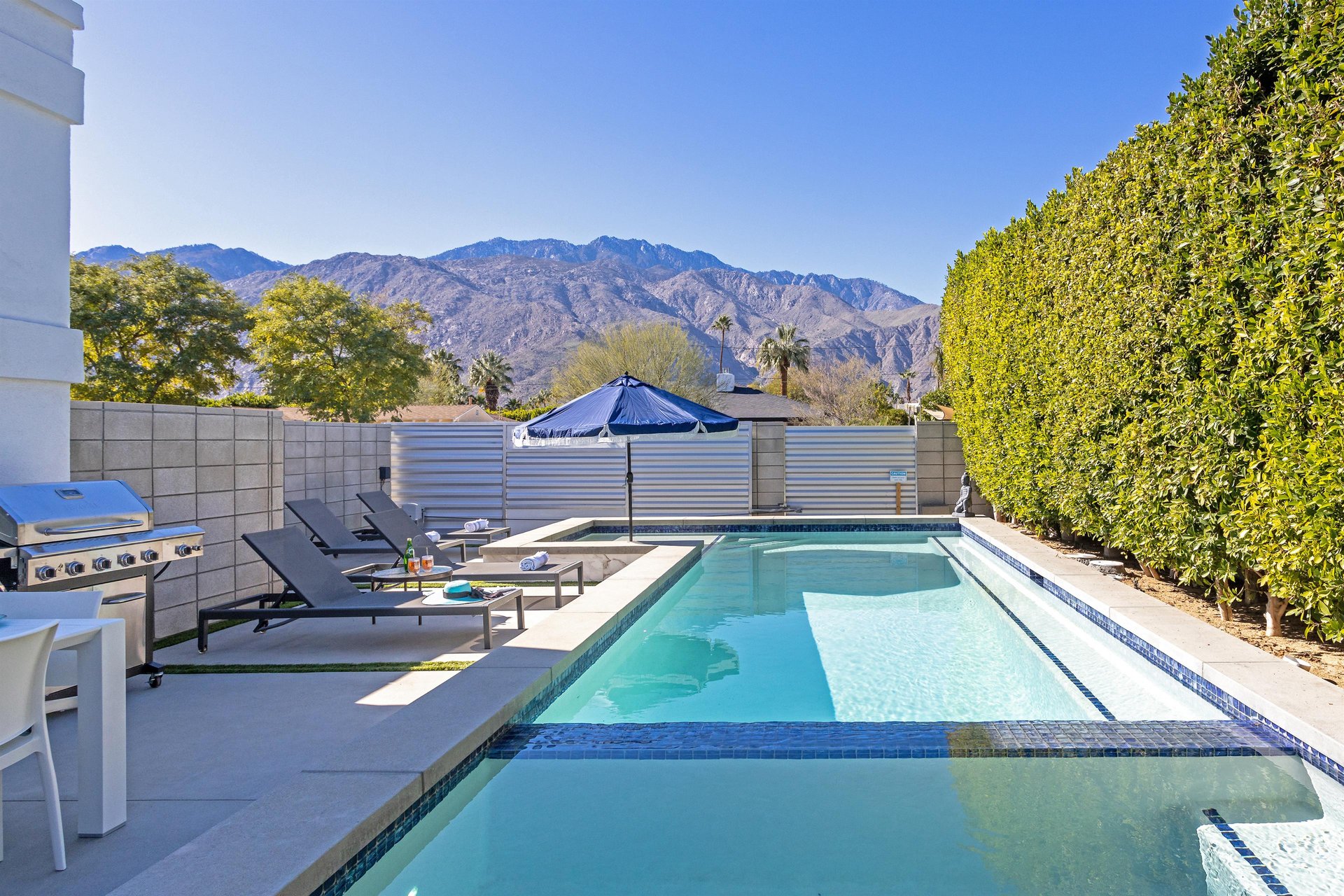 Plenty of space for relaxing poolside