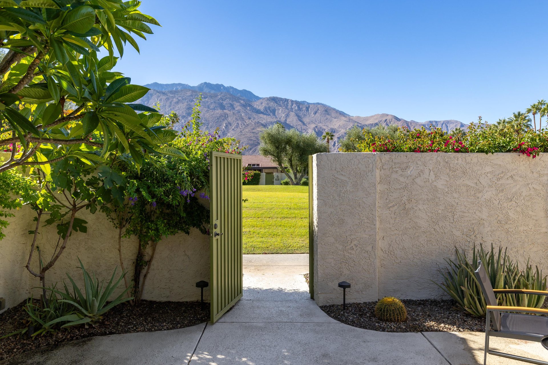Access to the community grounds from the patio