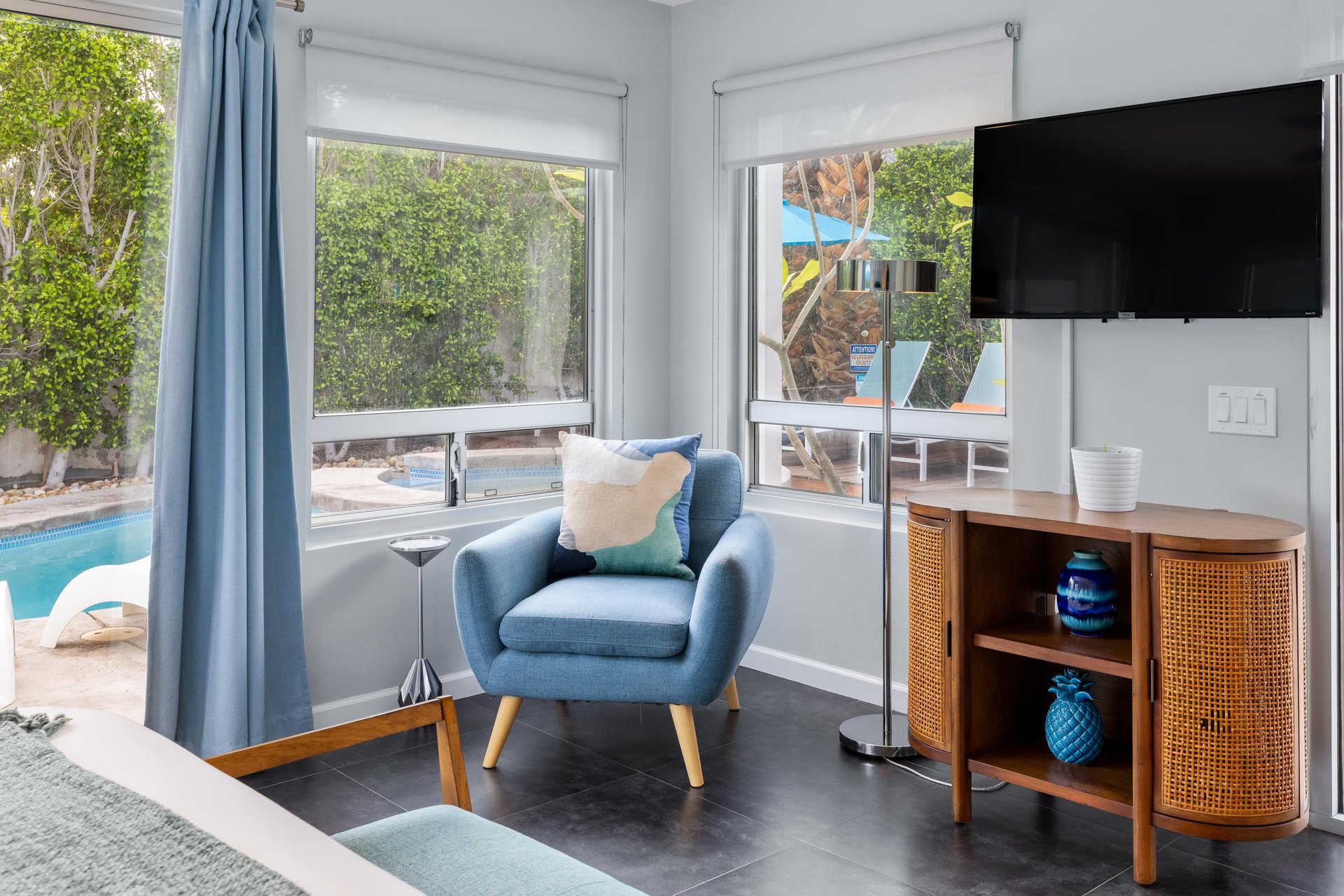 Primary bedroom seating area