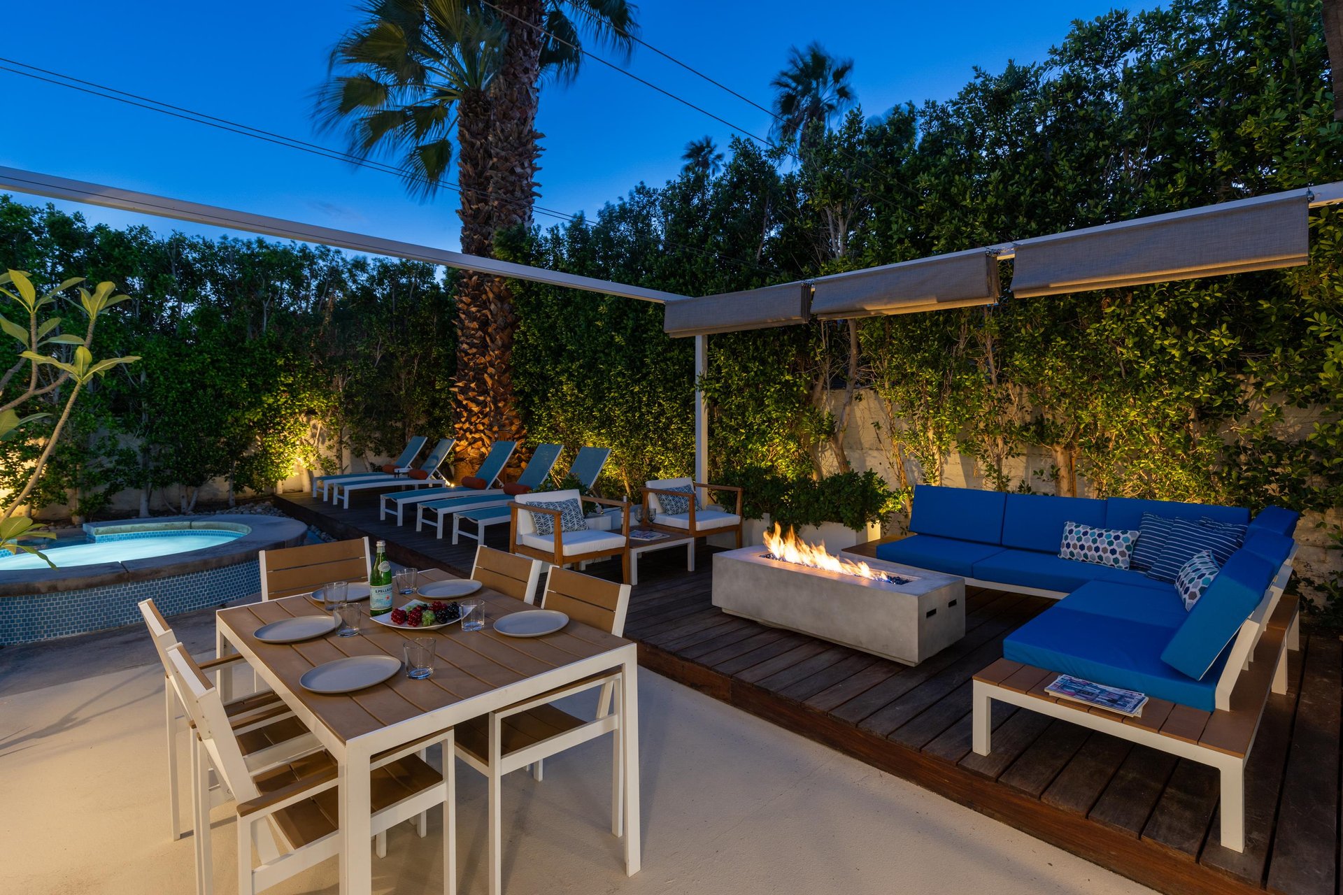 Enjoy al fresco dining