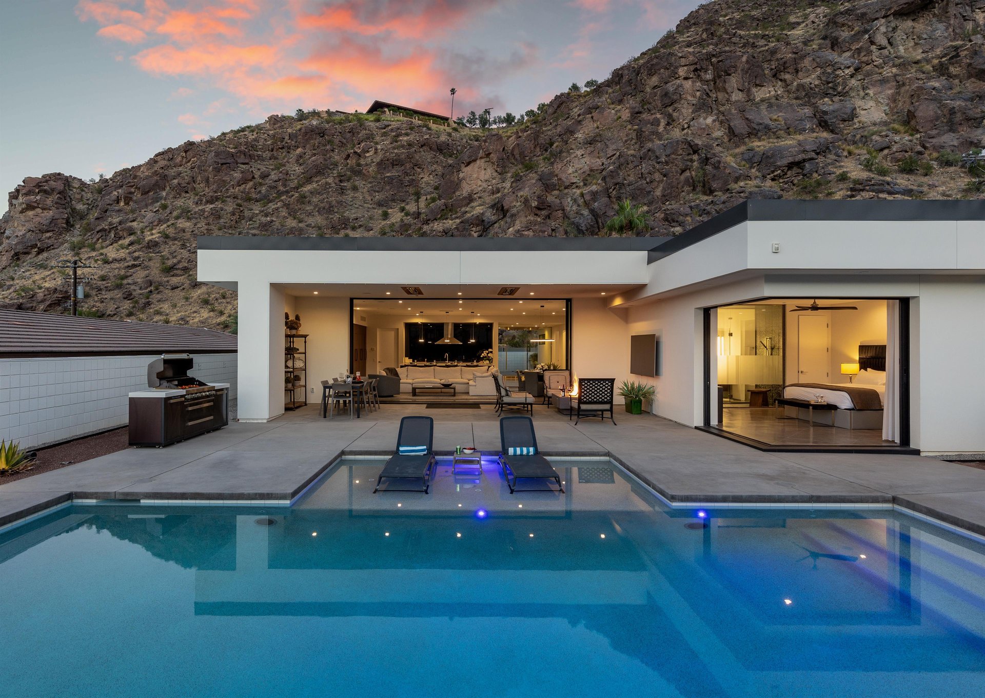 Chic indooroutdoor living