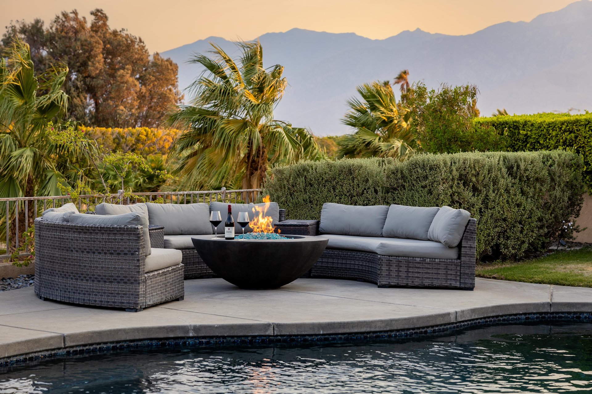 Watch the sunset at Diamond Palms