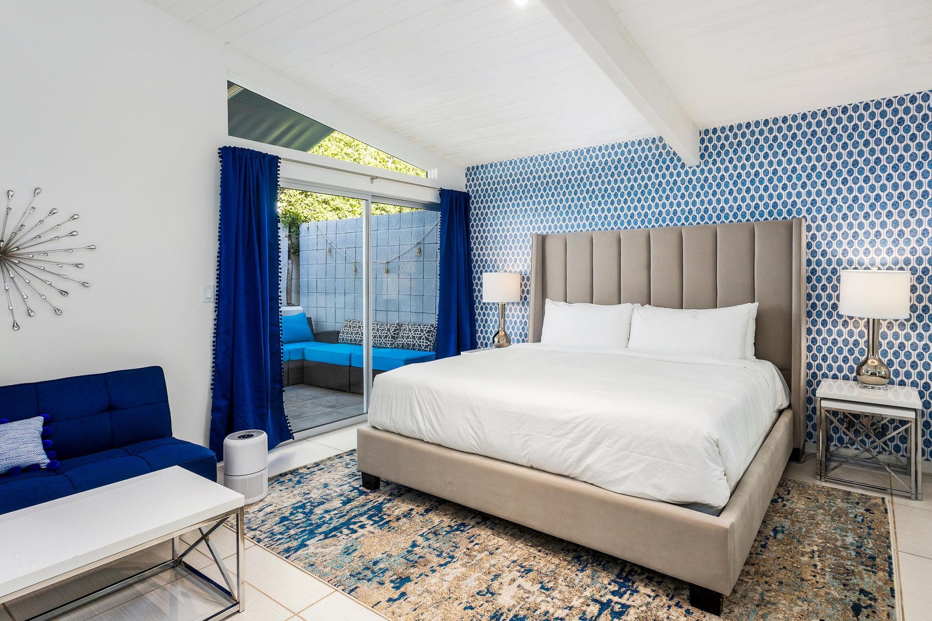 Guest bedroom with easy access to the patio