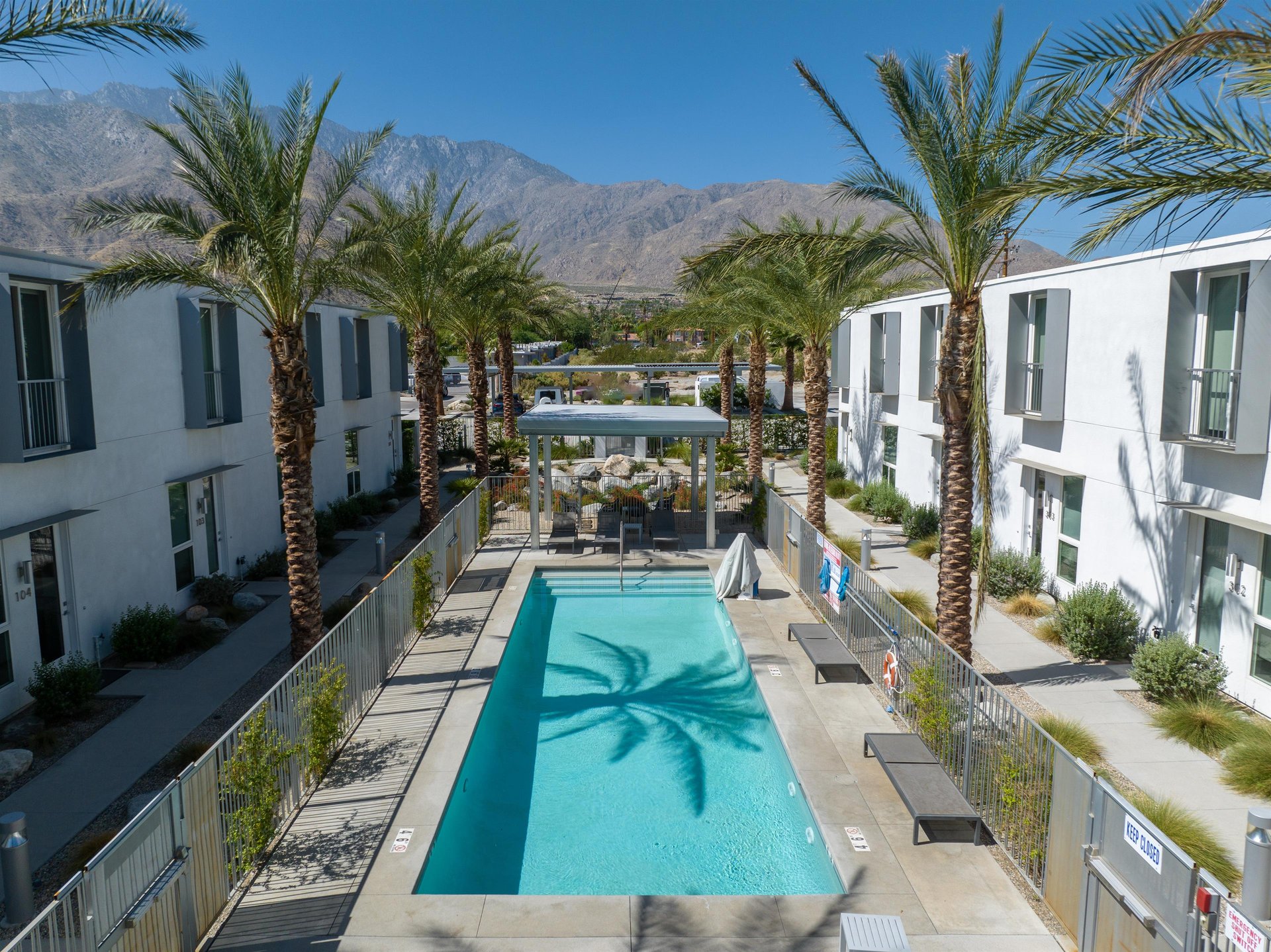 Sunny days by the pool