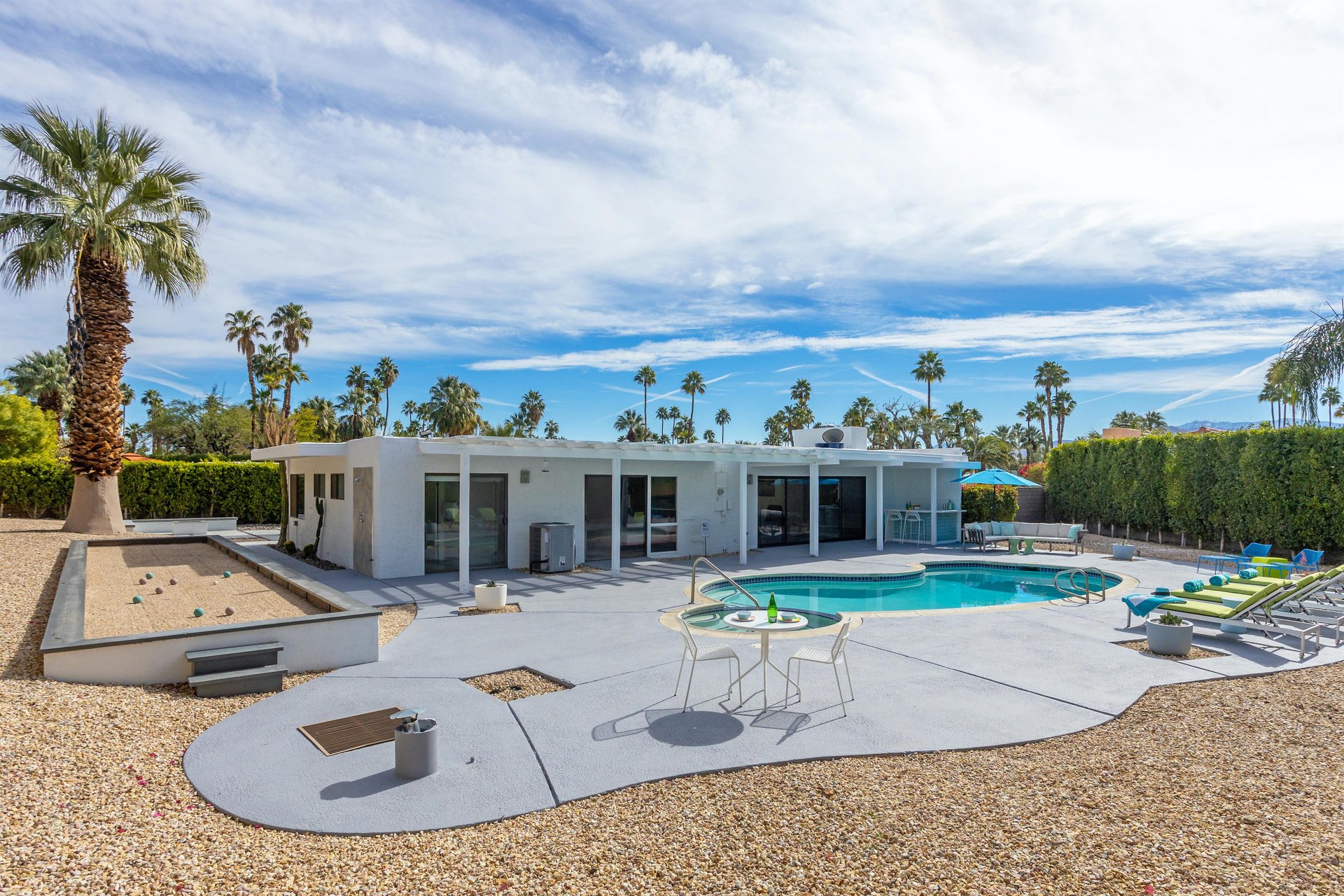 Relax in Sunny Palm Springs