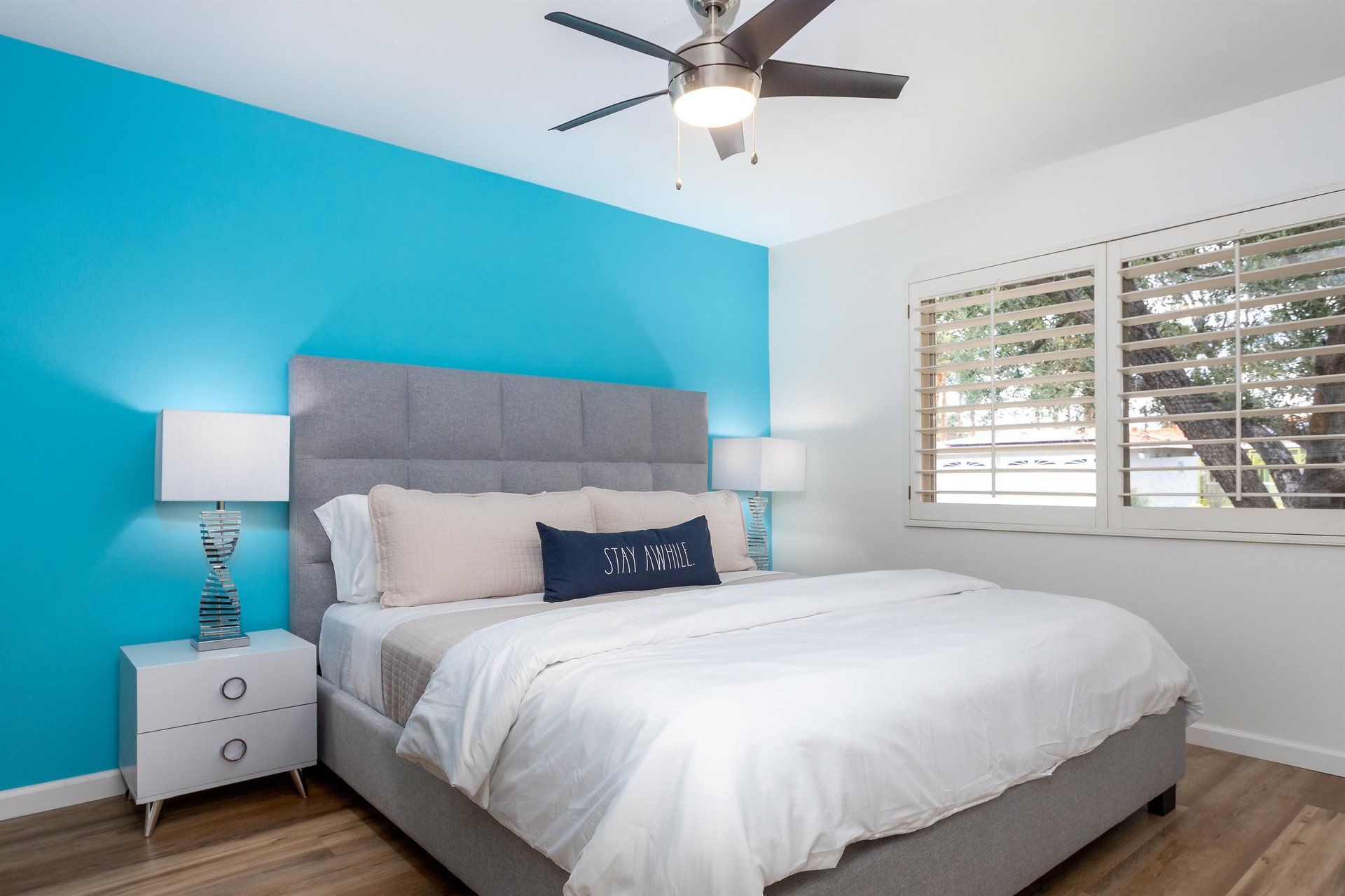 Pops of color in the bedrooms create that fun Palm Springs vibe