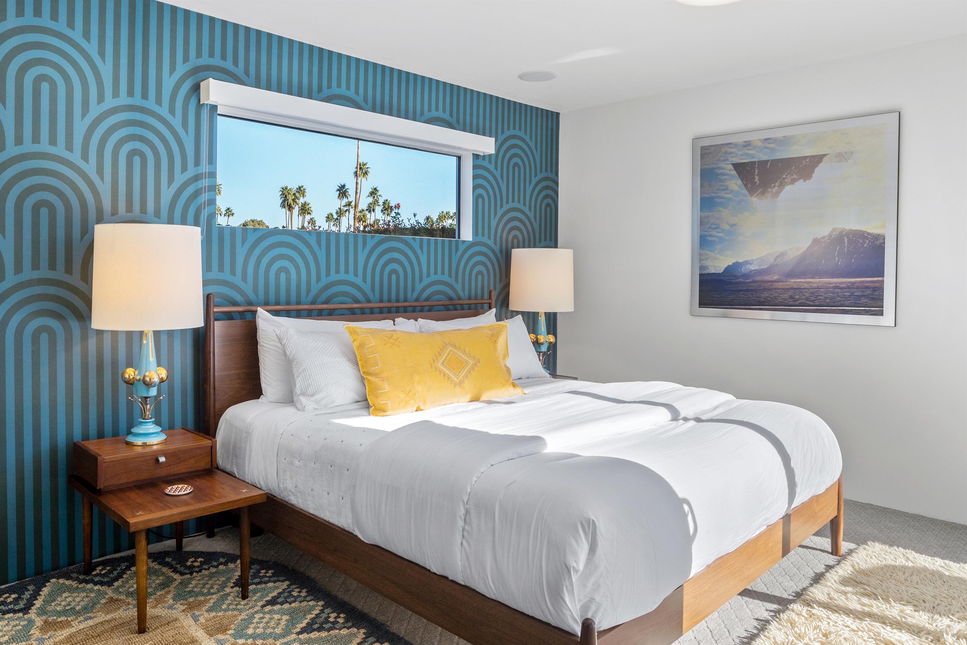 Guest bedroom with King bed