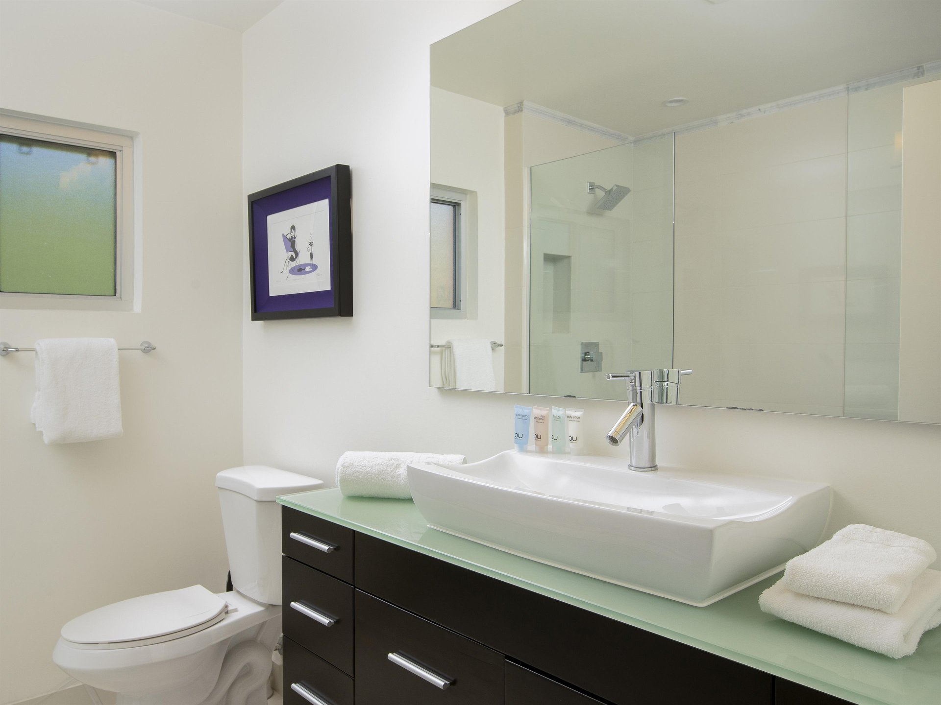 Bright Guest Bathroom