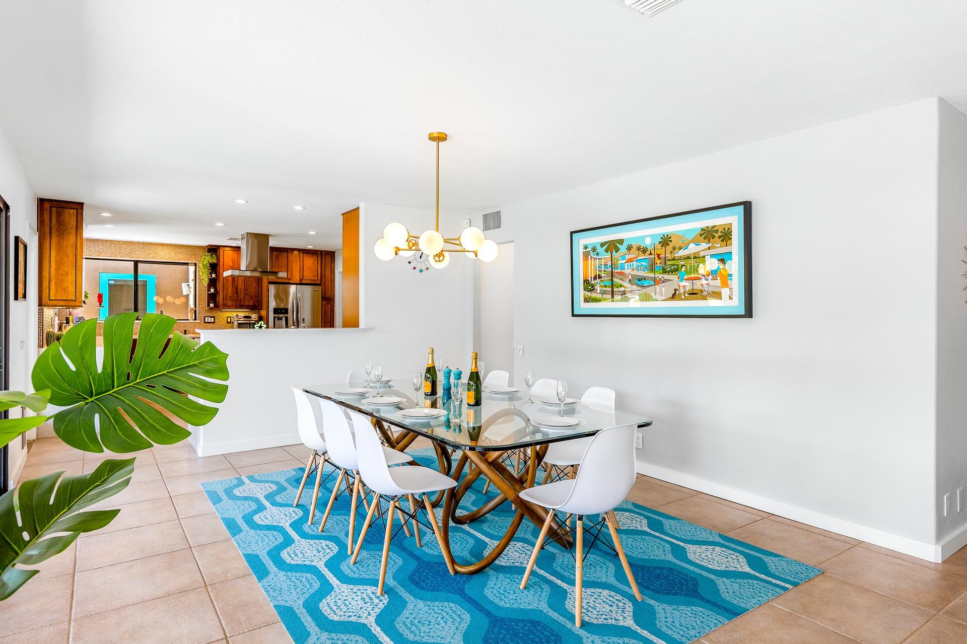 Indoor dining for eight