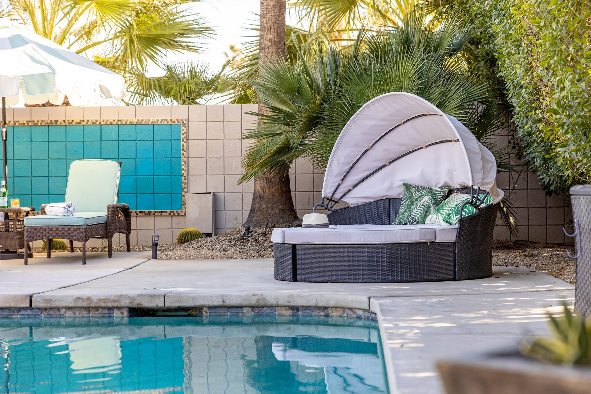 Curl up on the daybed