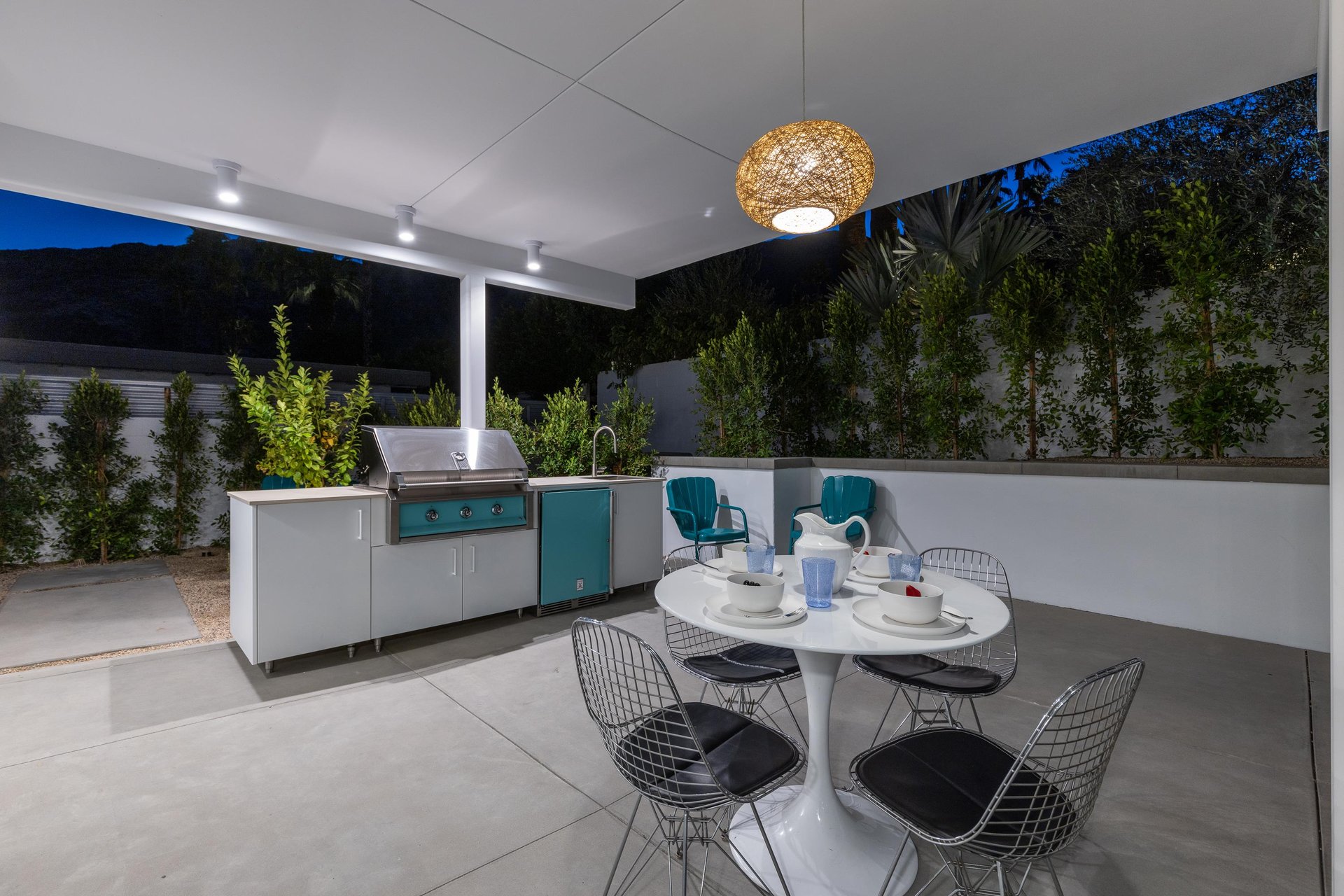 Enjoy al fresco dining for 4 at night