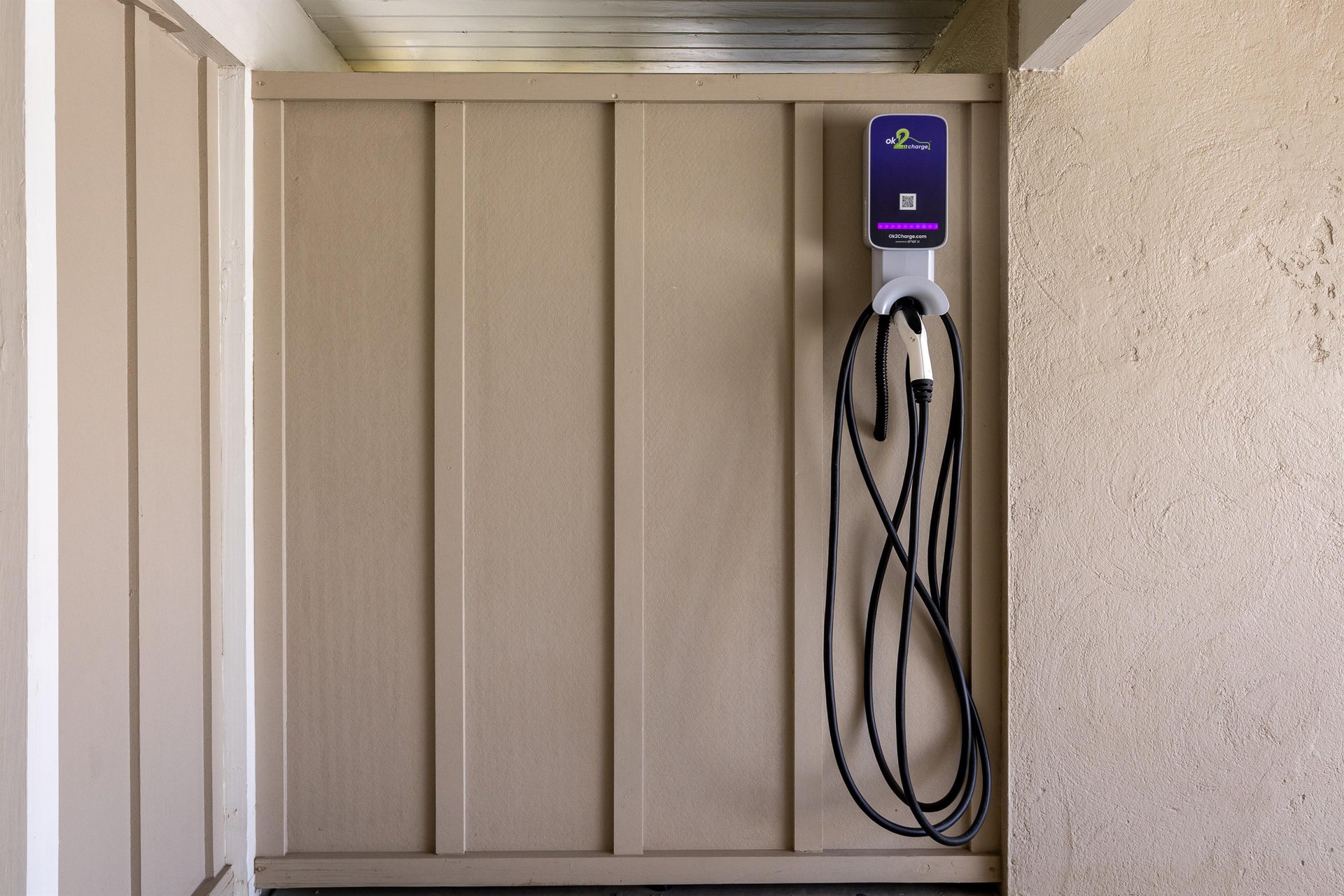 Electric car charger