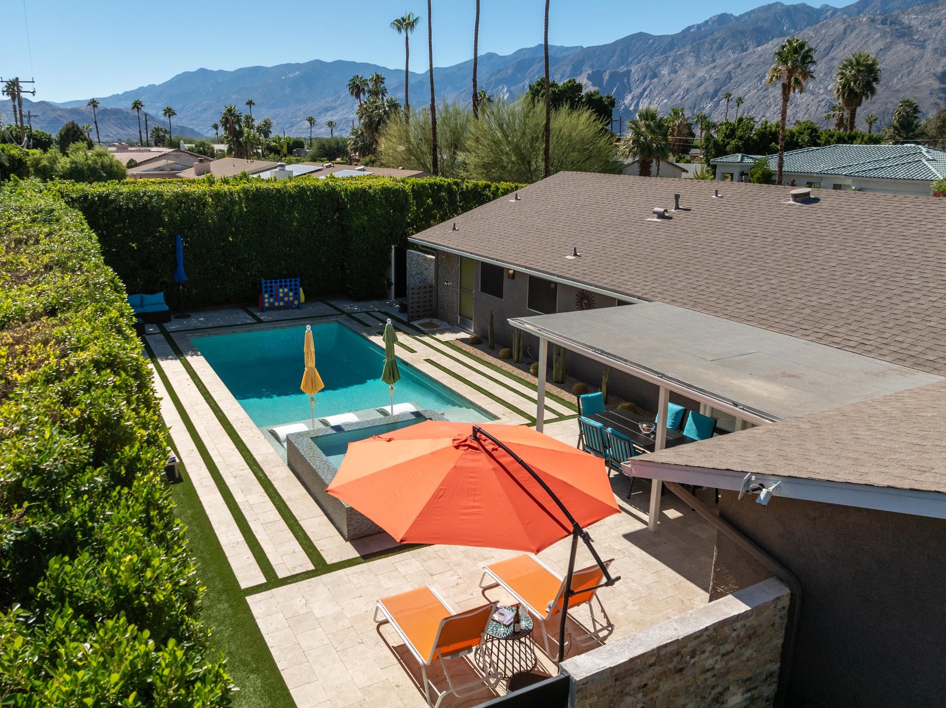 What a gorgeous pool and spa