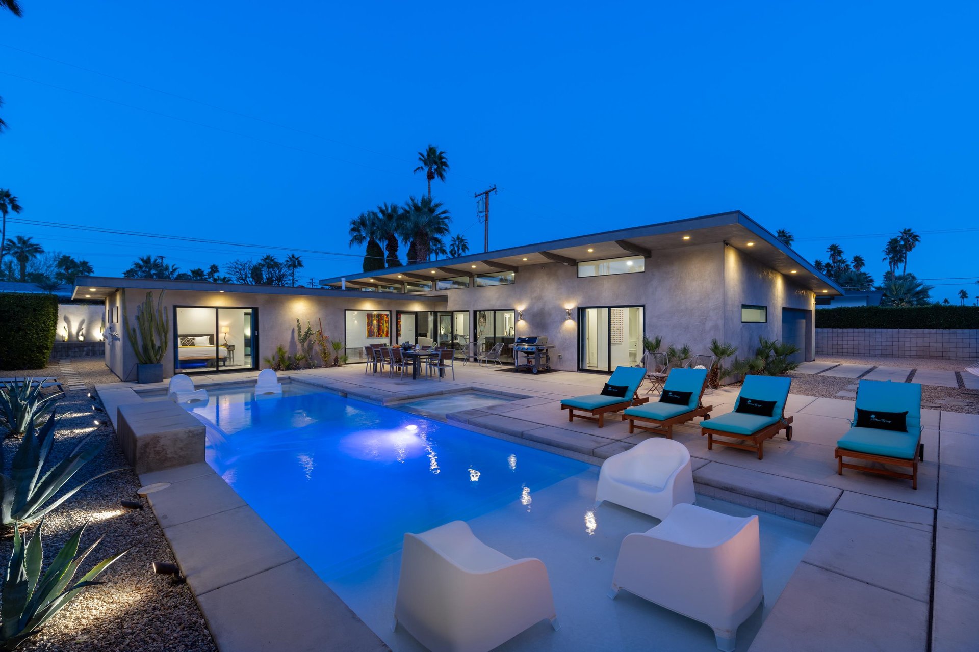 Modern Palm Springs retreat