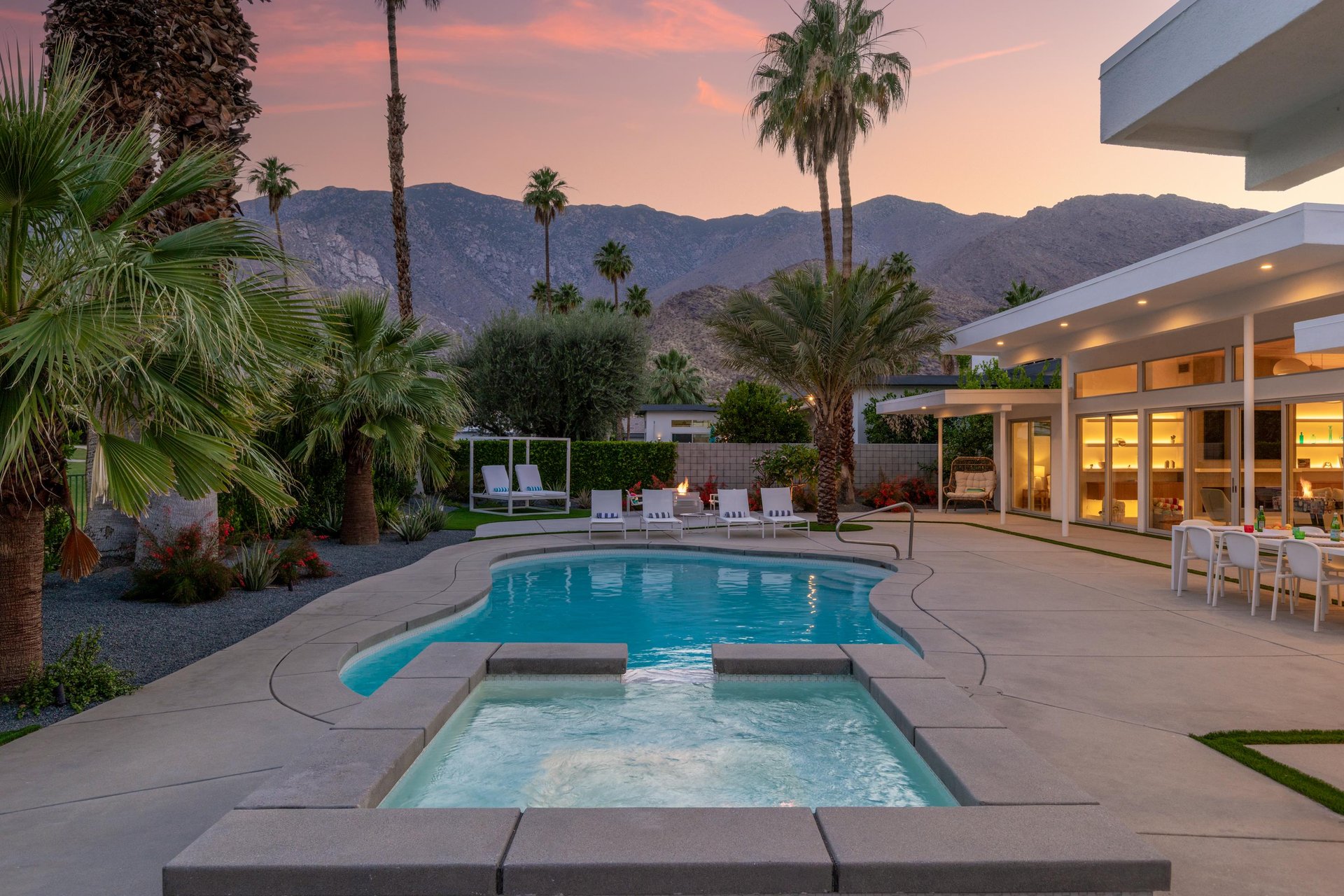 Time for an evening dip in the Spa