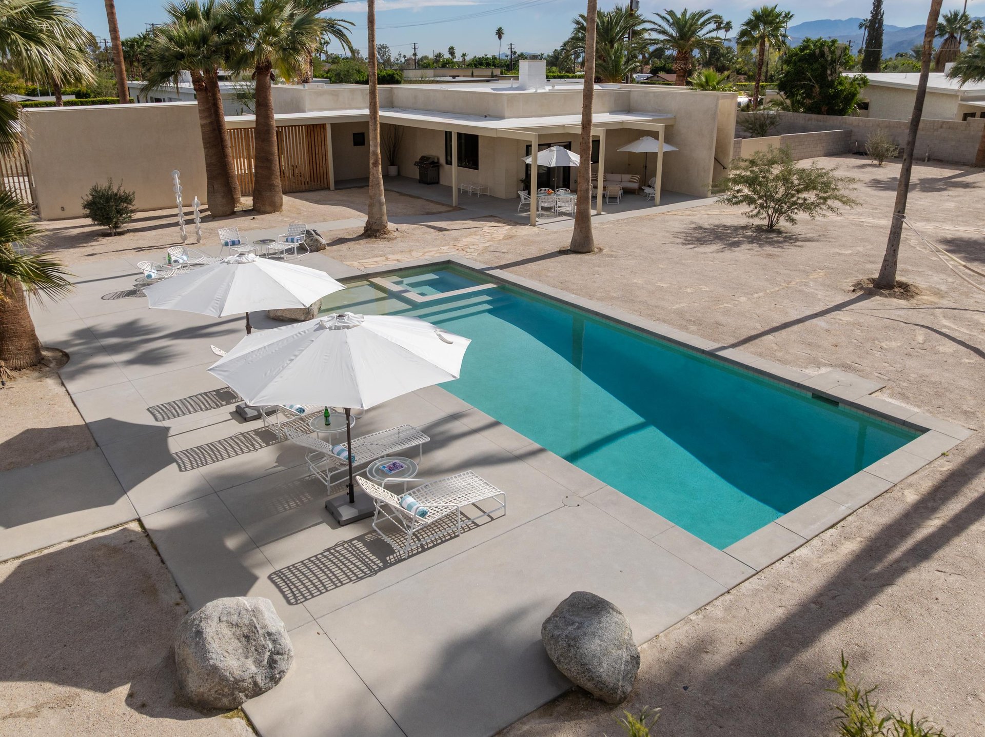 Desert oasis vacation home