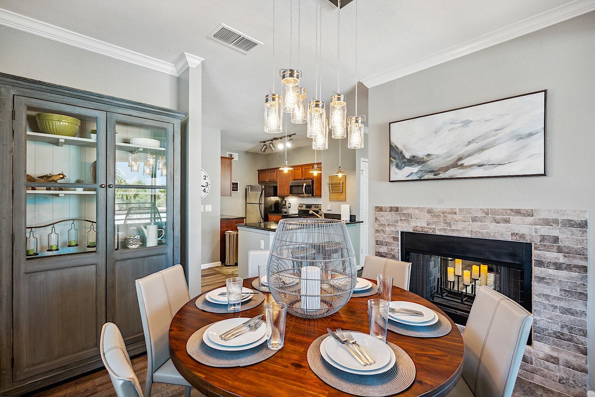 Dining room w dualsided fireplace for show only