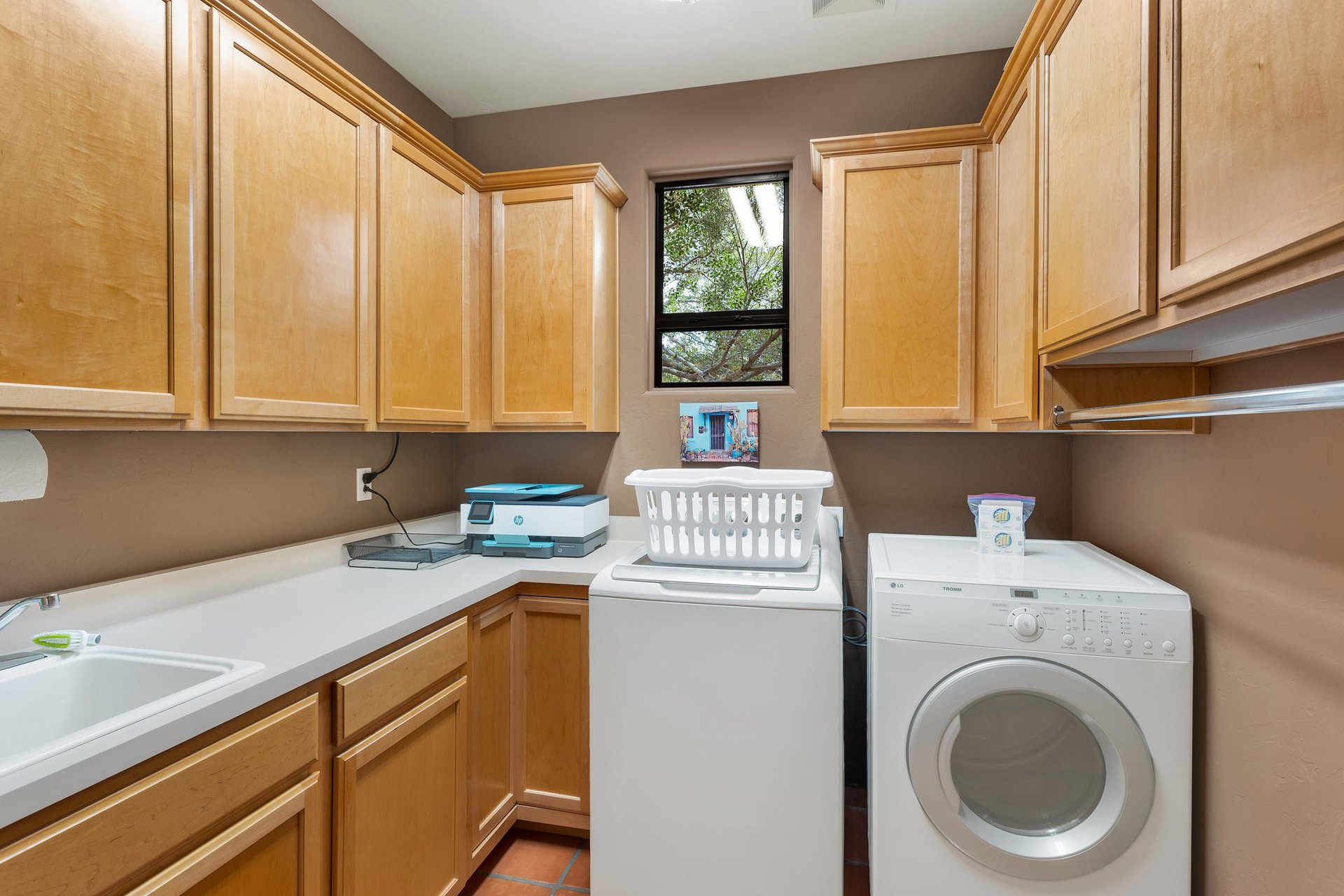 WasherDryer and Printer for guest use