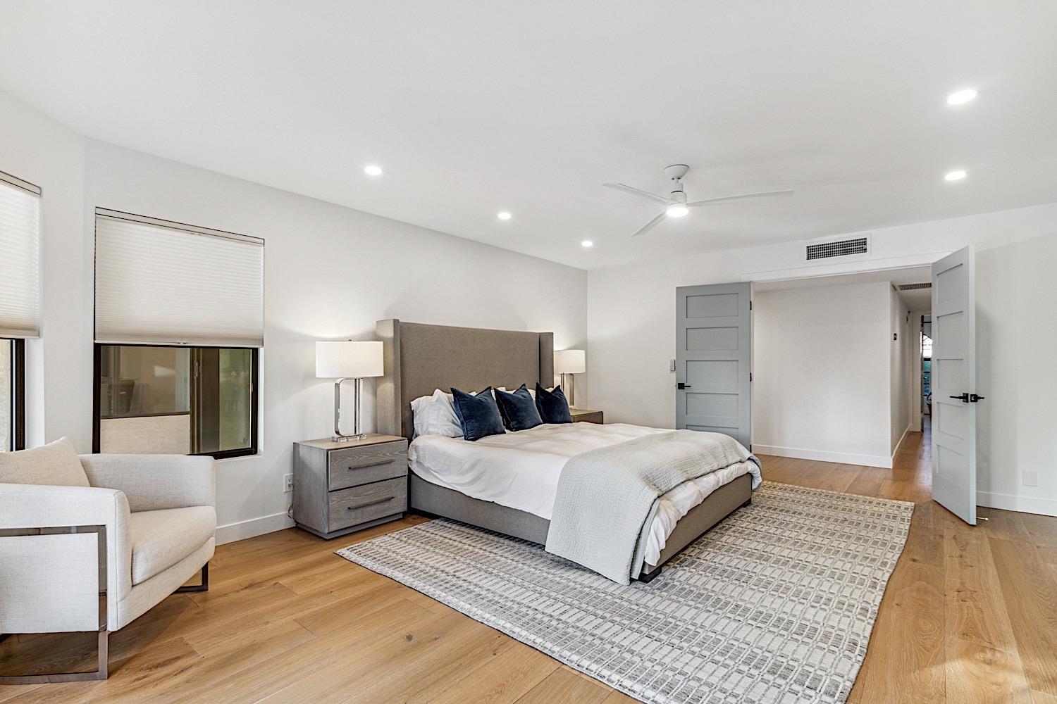 Master bedroom  King sized bed