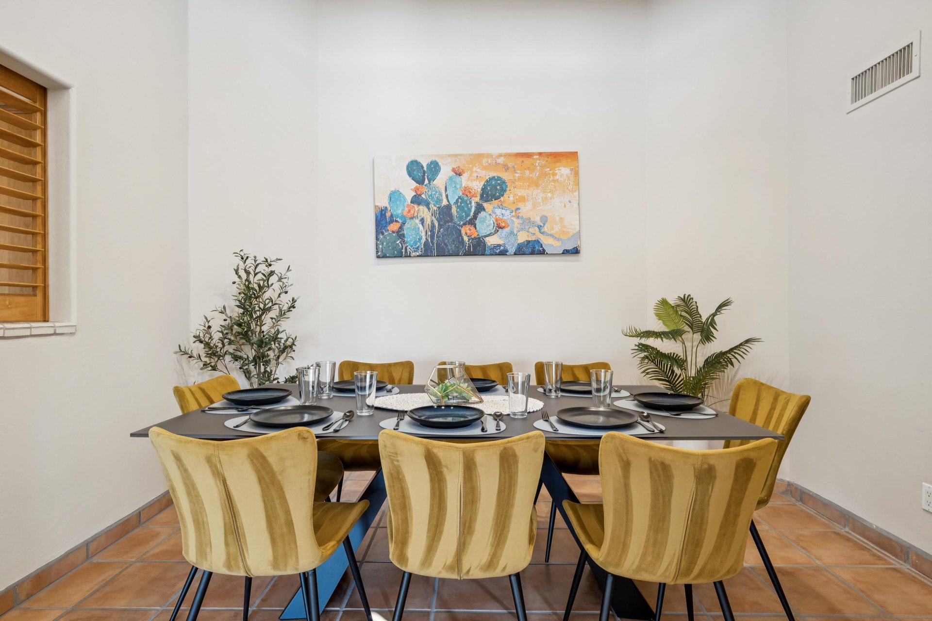 Large dining room for those family meals.