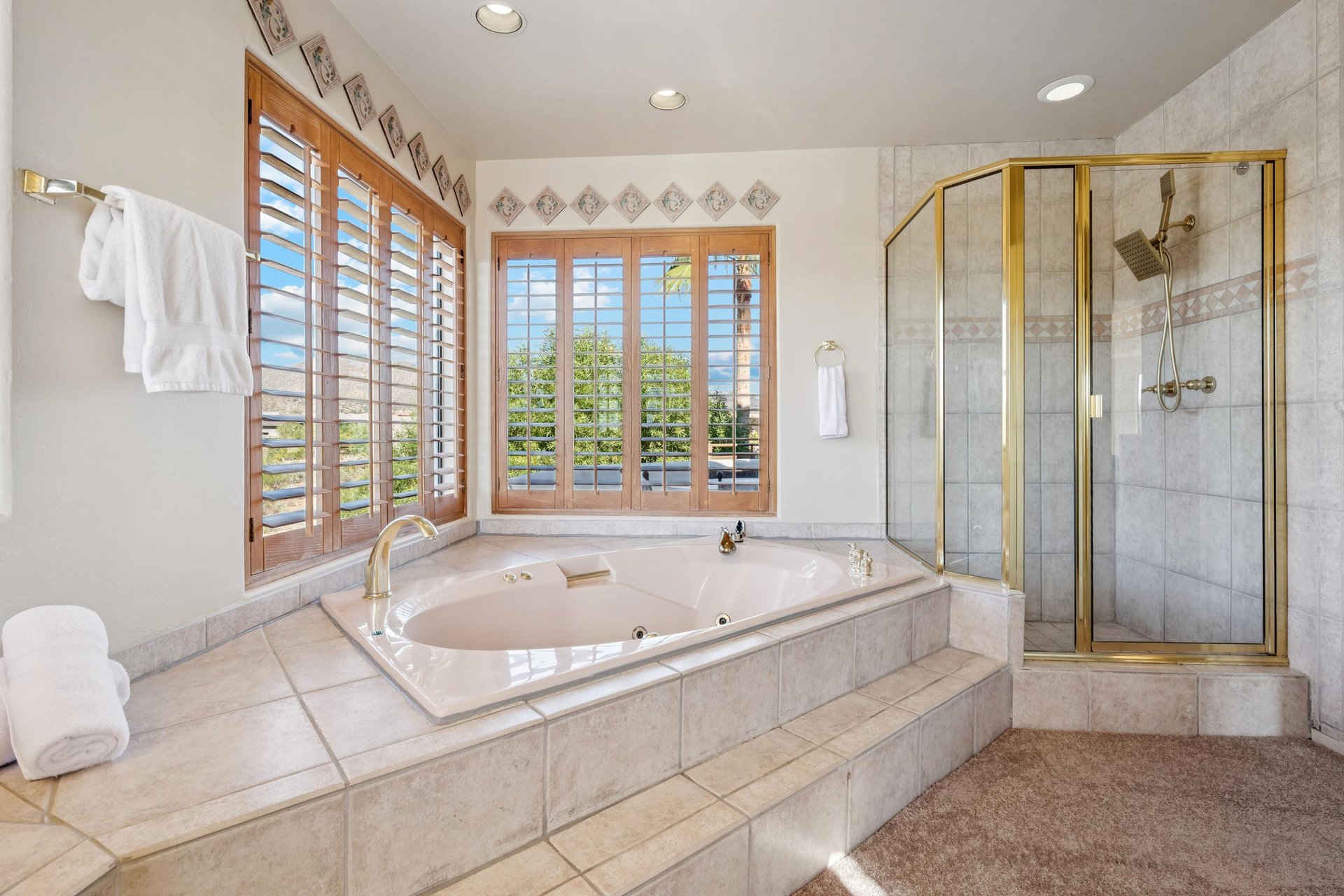 Upstairs primary bathroom.