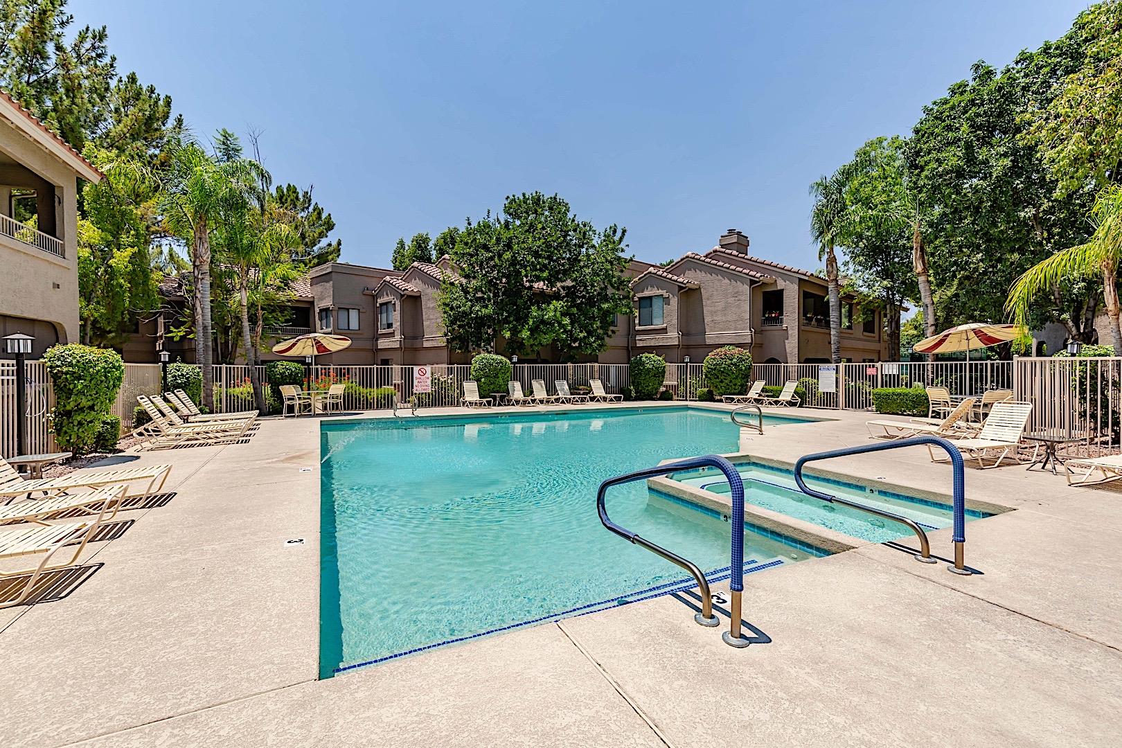 Large community pool to relax and enjoy.