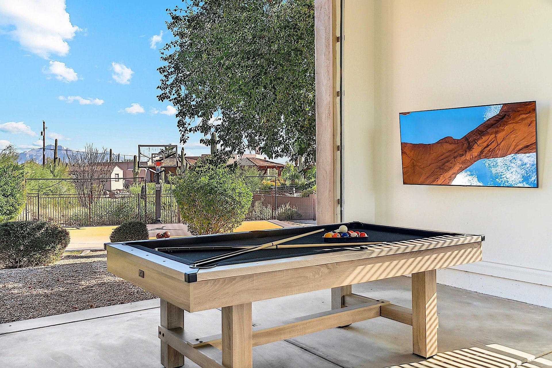 Game Room  Billiard table, Ping Pong Table, Basket Ball Game, Dart Board